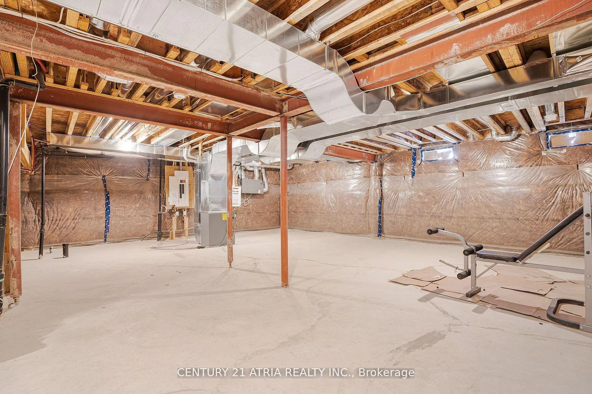 Photo 37 of 1469 Davis Loop, Innisfil, Lefroy — HOMEH