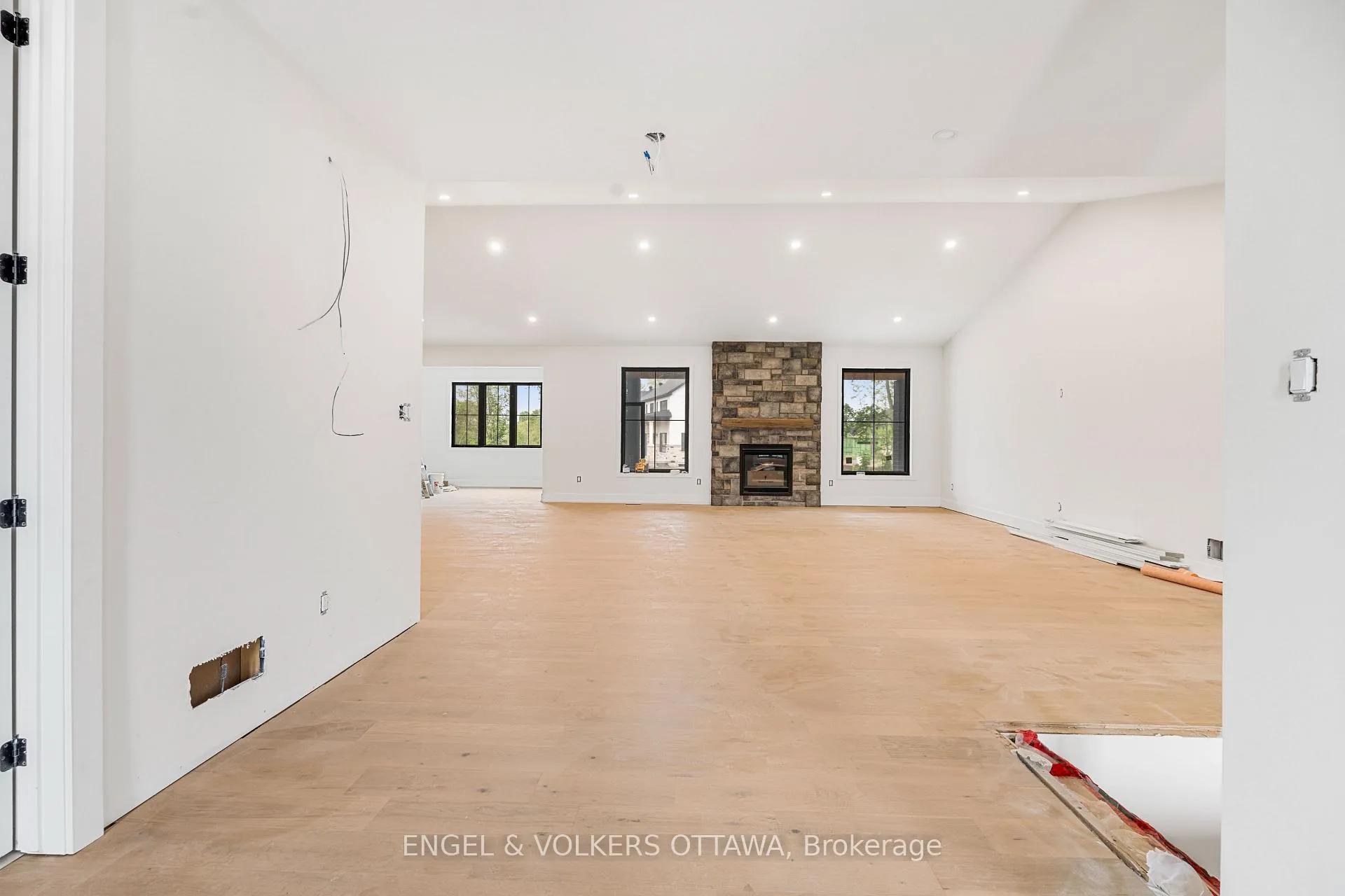 Photo 11 of 249 Cabrelle Place, Ottawa, Manotick Village & Manotick Estates — HOMEH
