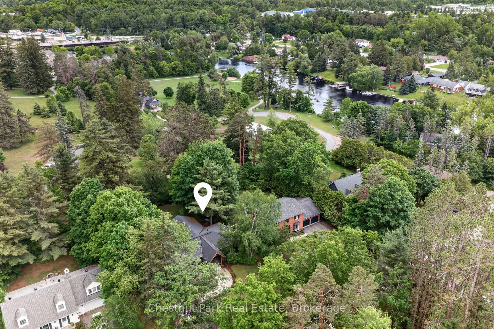 Photo 5 of 18 Brofoco Drive, Bracebridge, Monck (Bracebridge) — HOMEH