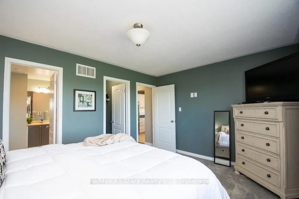 Photo 20 of 72 Cook Street, Kawartha Lakes, Lindsay — HOMEH