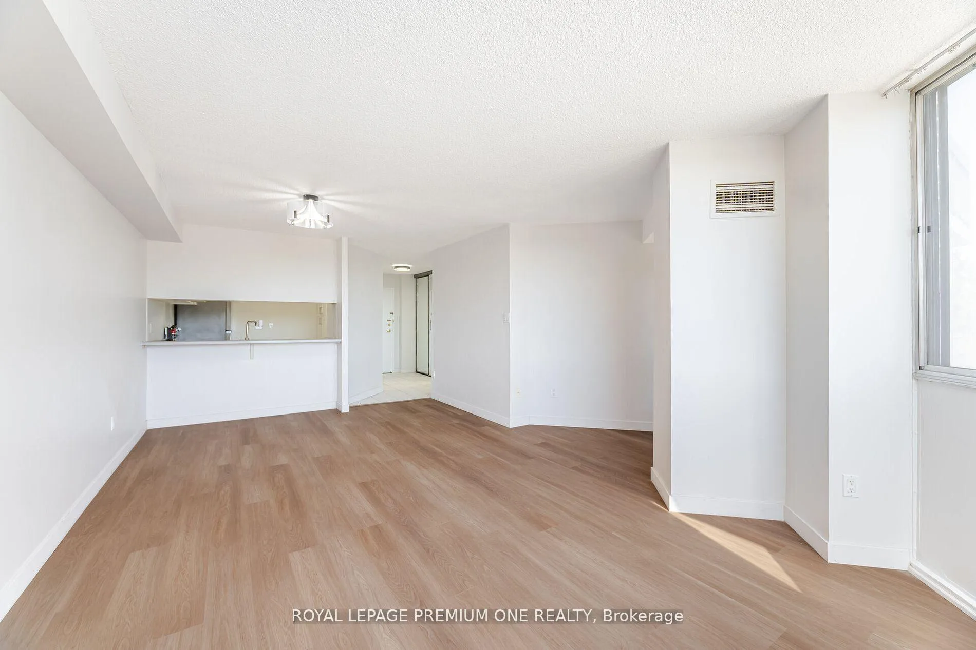 Photo 13 of Unit 310, 236 Albion Road, Etobicoke, Elms-Old Rexdale — HOMEH