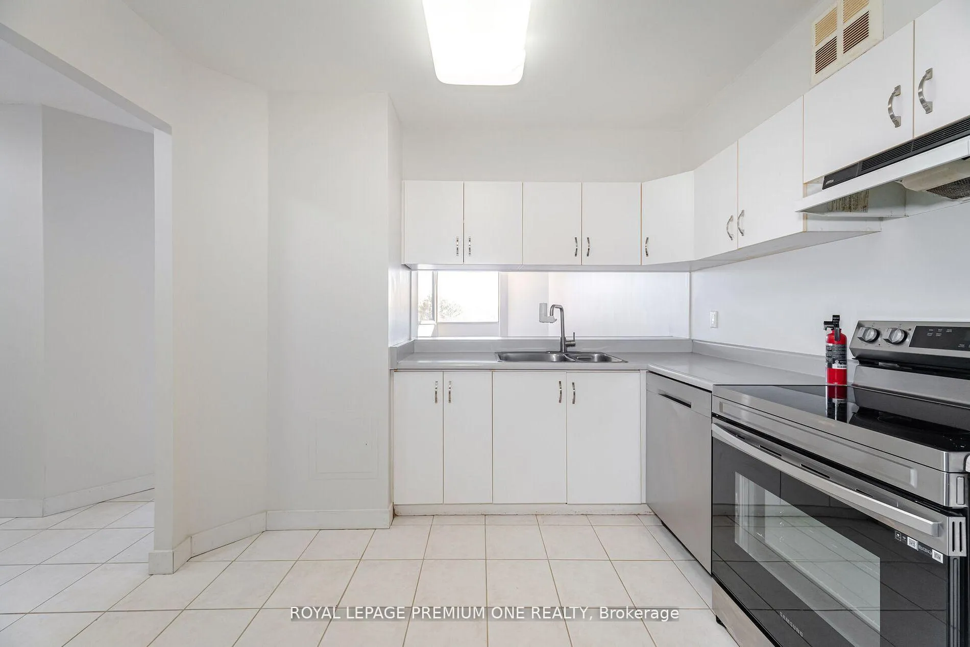 Photo 17 of Unit 310, 236 Albion Road, Etobicoke, Elms-Old Rexdale — HOMEH
