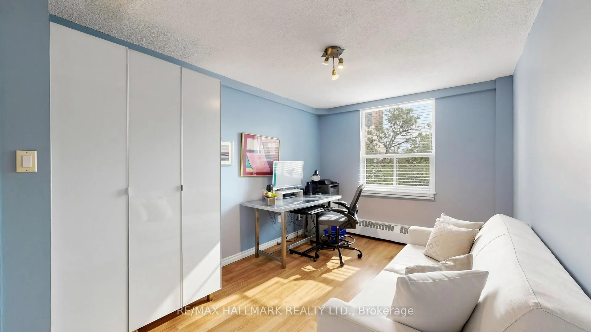 Photo 27 of Unit 402, 49 Queen Street E, Mississauga, Port Credit — HOMEH