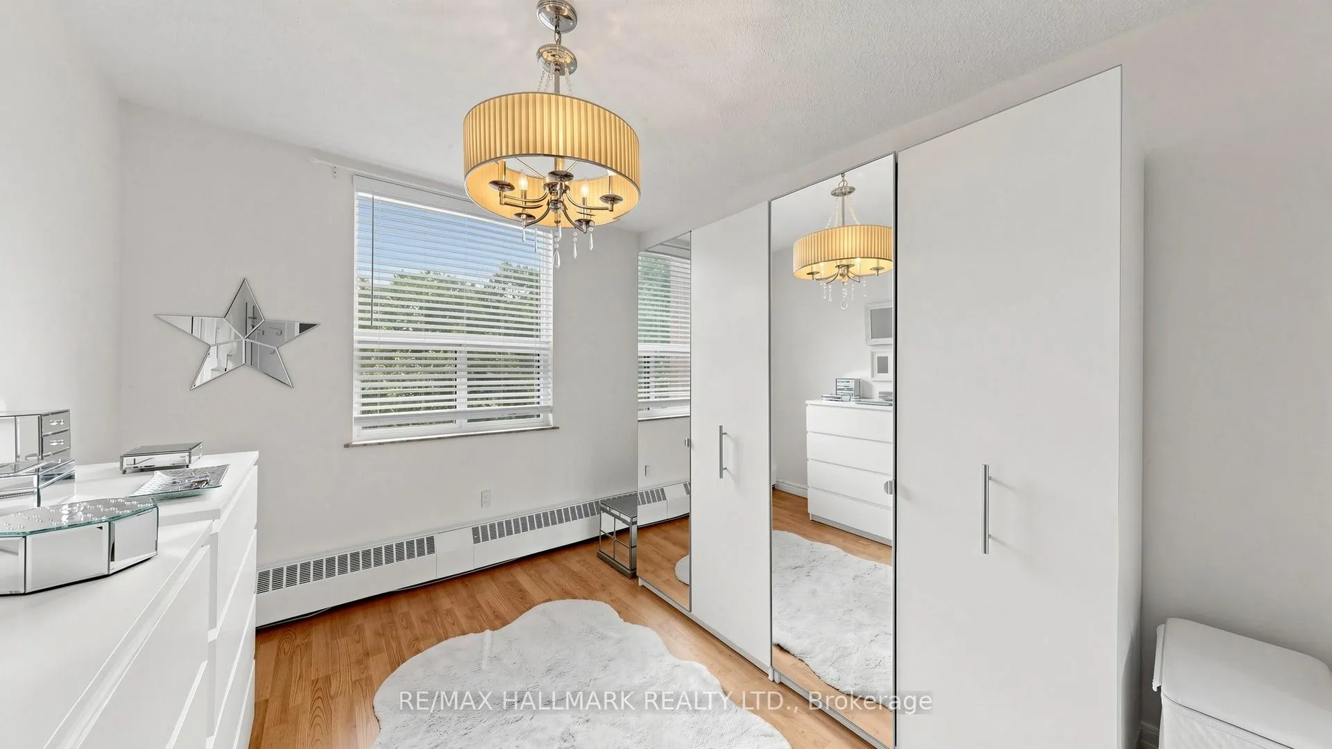 Photo 34 of Unit 402, 49 Queen Street E, Mississauga, Port Credit — HOMEH