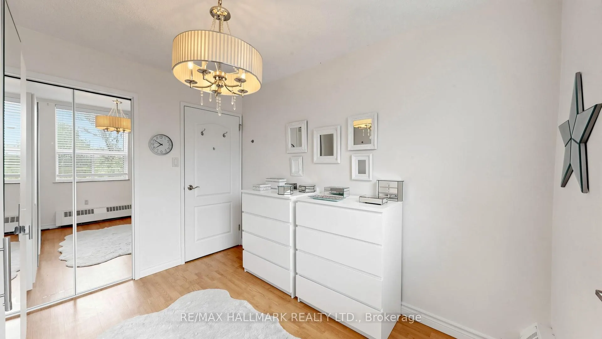 Photo 37 of Unit 402, 49 Queen Street E, Mississauga, Port Credit — HOMEH