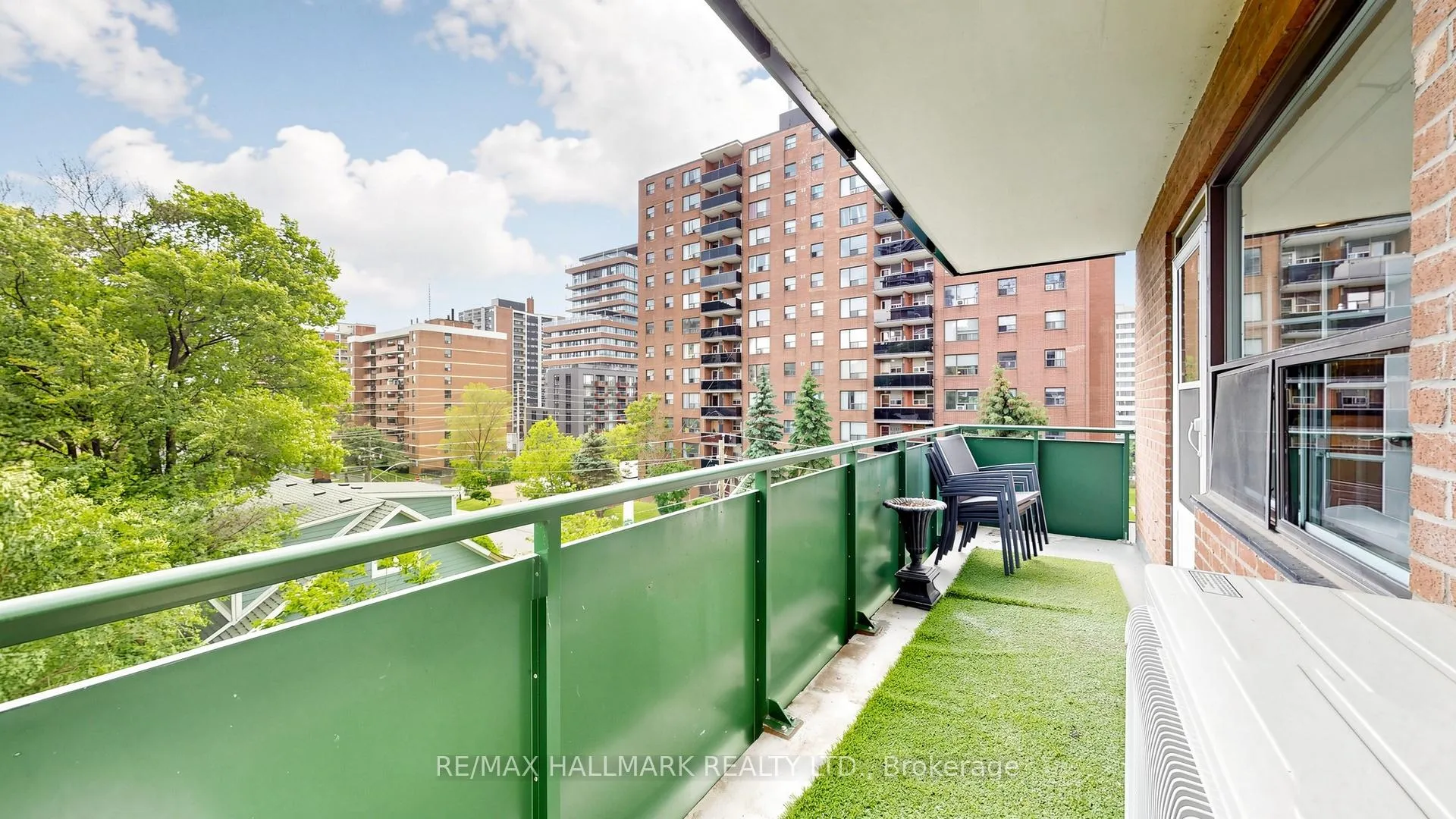 Photo 46 of Unit 402, 49 Queen Street E, Mississauga, Port Credit — HOMEH