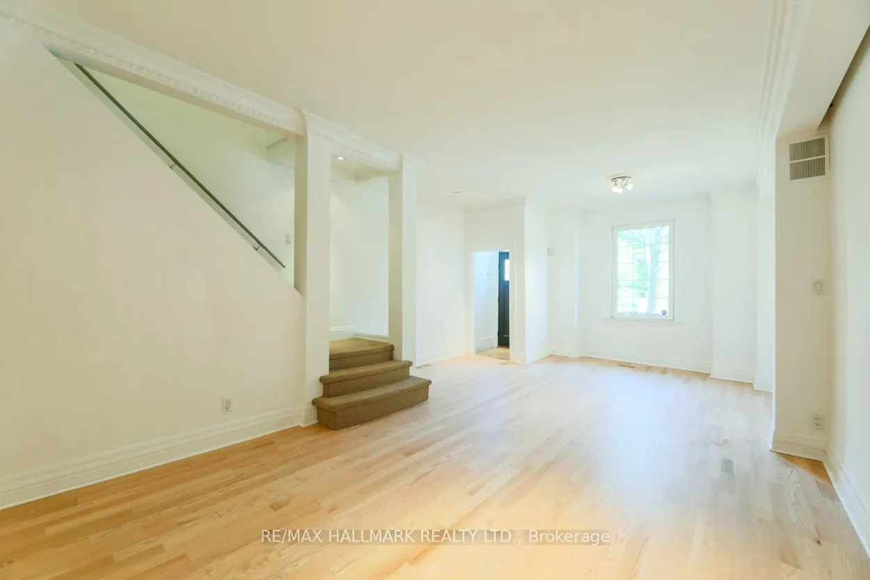 Photo 11 of 101 Pears Avenue, Toronto, The Annex — HOMEH