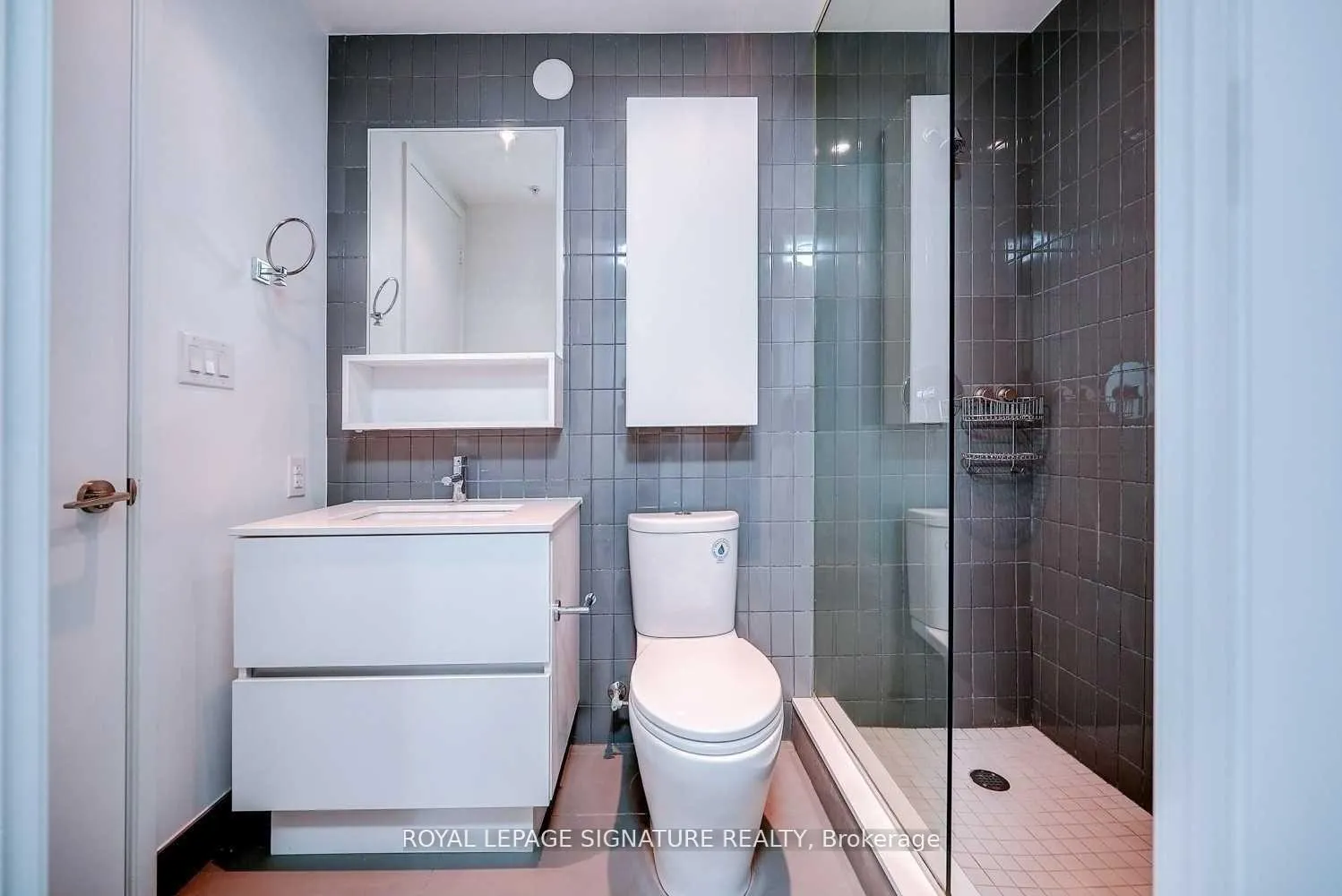 Photo 20 of Unit 319, 377 Madison Avenue, Toronto, Casa Loma — HOMEH