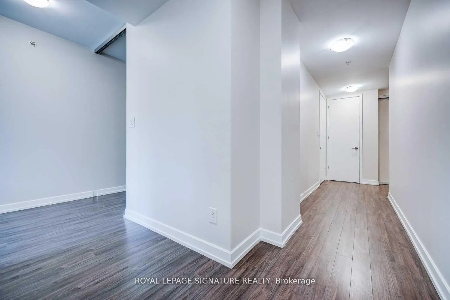Photo 22 of Unit 319, 377 Madison Avenue, Toronto, Casa Loma — HOMEH