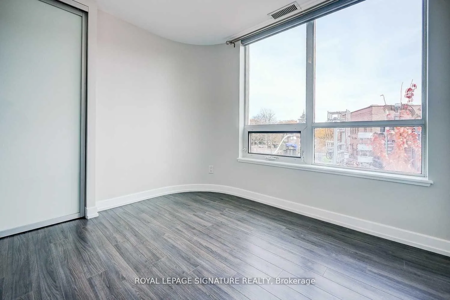 Photo 25 of Unit 319, 377 Madison Avenue, Toronto, Casa Loma — HOMEH