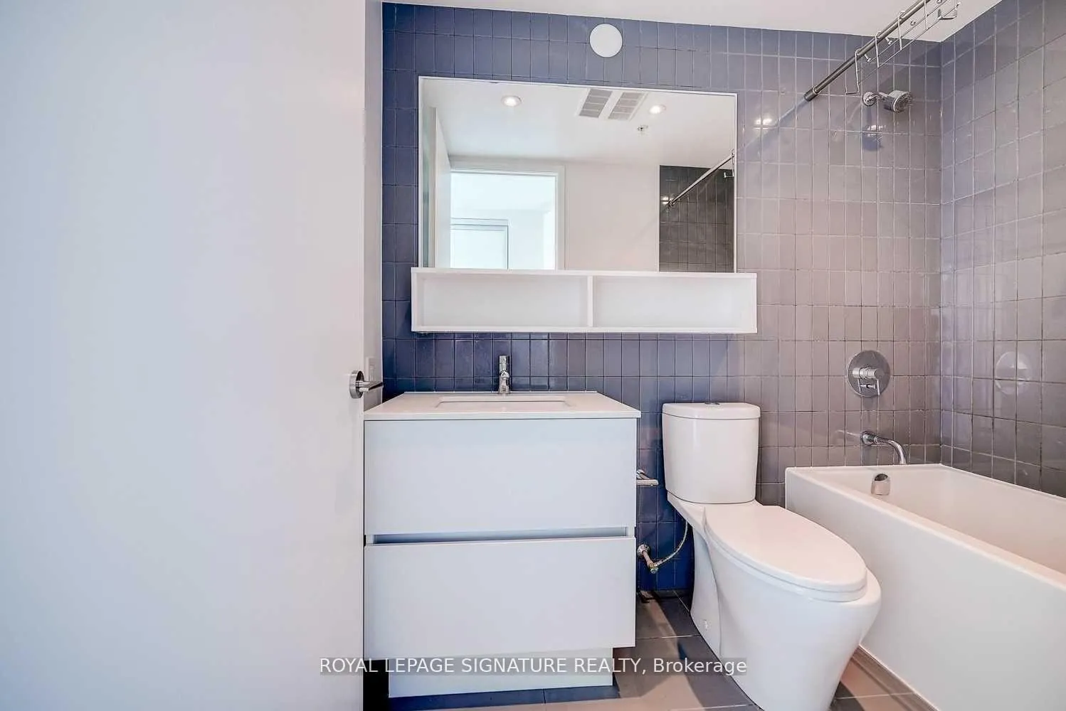 Photo 31 of Unit 319, 377 Madison Avenue, Toronto, Casa Loma — HOMEH