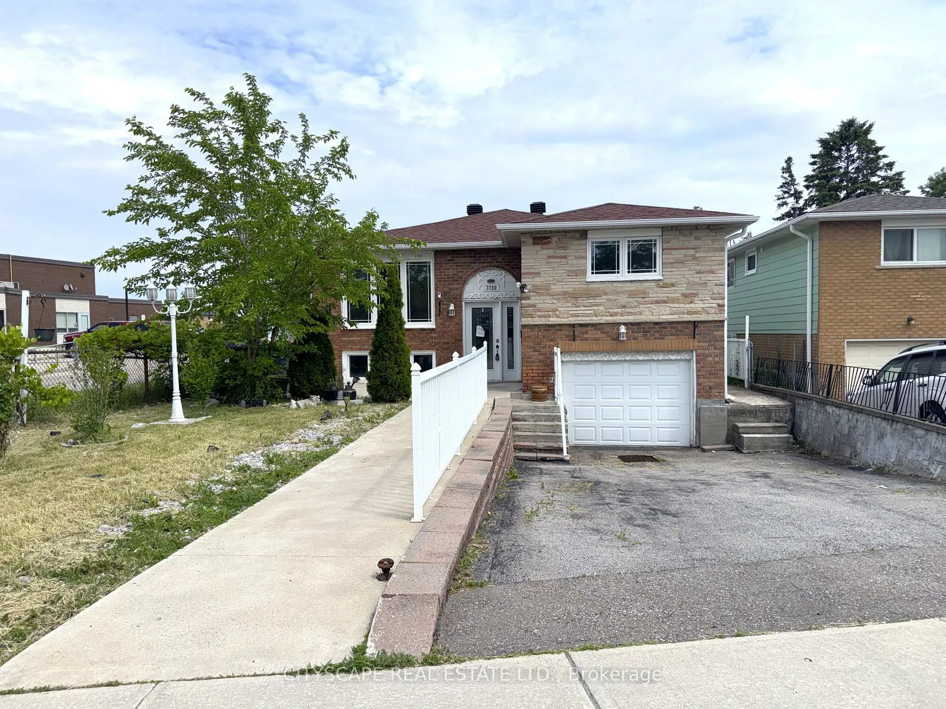 Photo 1 of 3720 Brandon Gate Drive, Mississauga, Malton — HOMEH