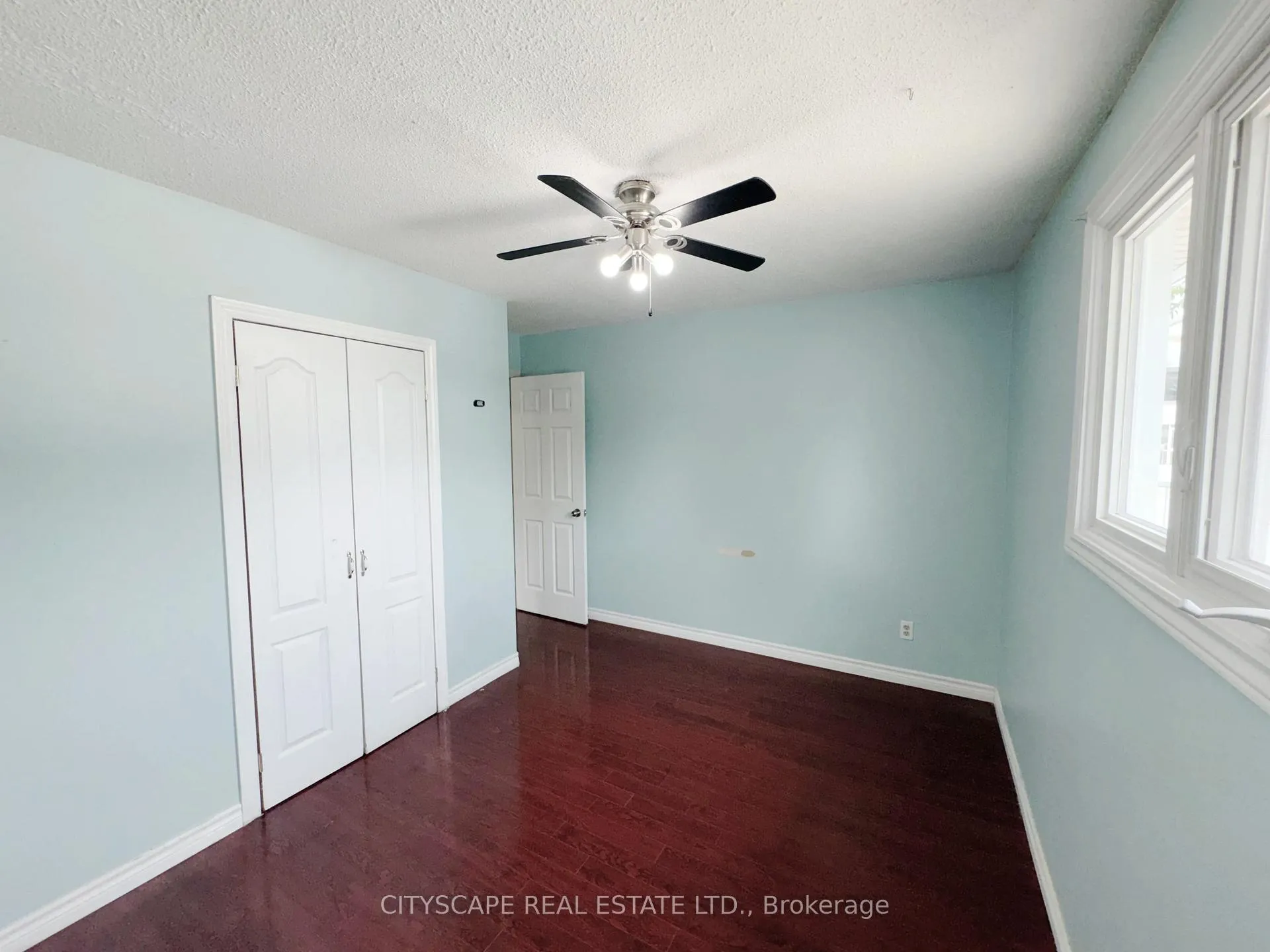 Photo 23 of 3720 Brandon Gate Drive, Mississauga, Malton — HOMEH