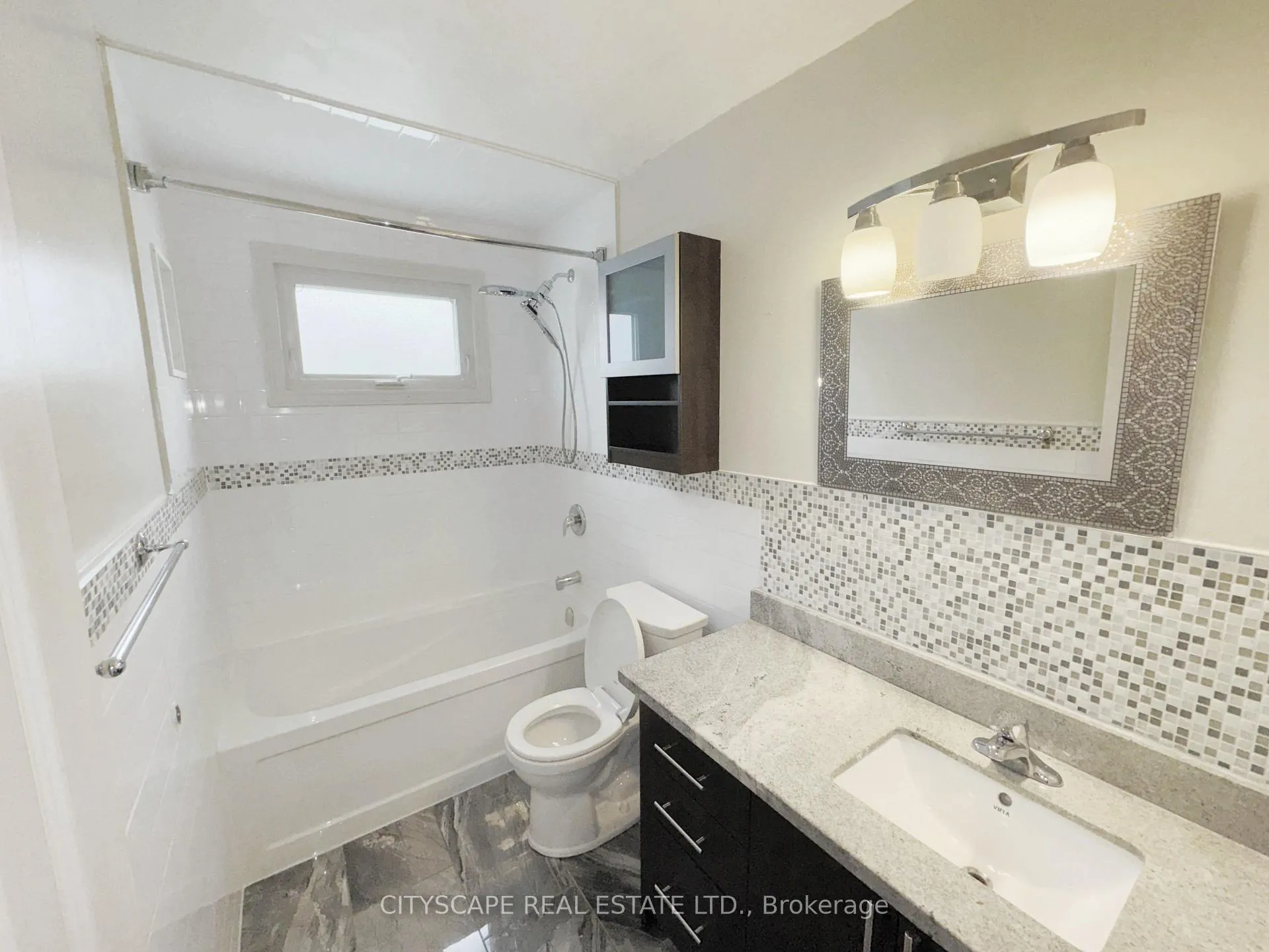 Photo 27 of 3720 Brandon Gate Drive, Mississauga, Malton — HOMEH