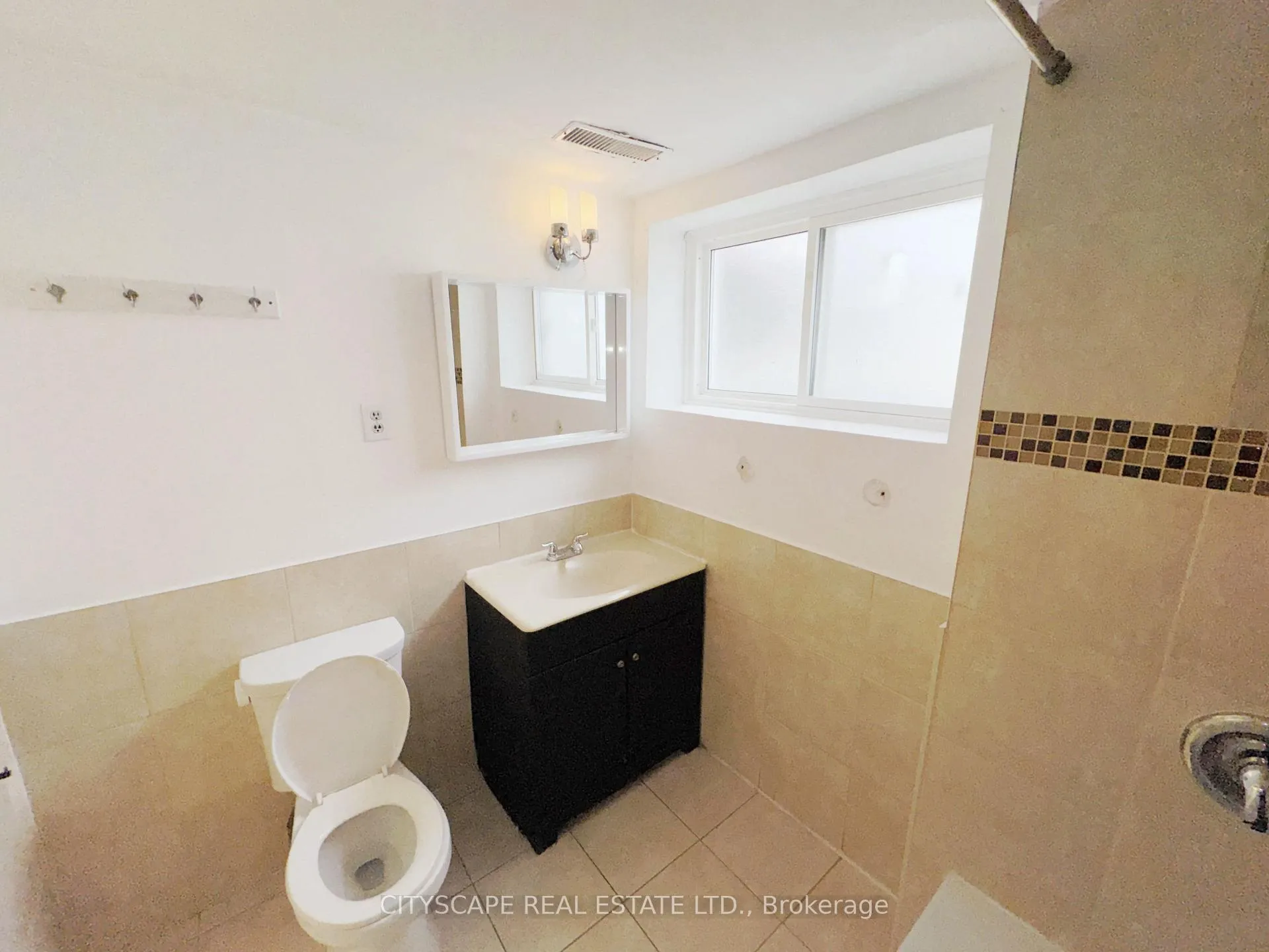 Photo 40 of 3720 Brandon Gate Drive, Mississauga, Malton — HOMEH
