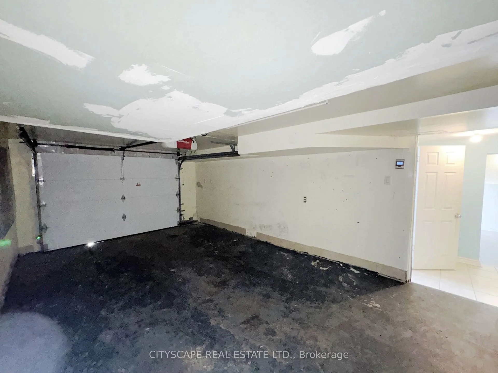 Photo 43 of 3720 Brandon Gate Drive, Mississauga, Malton — HOMEH