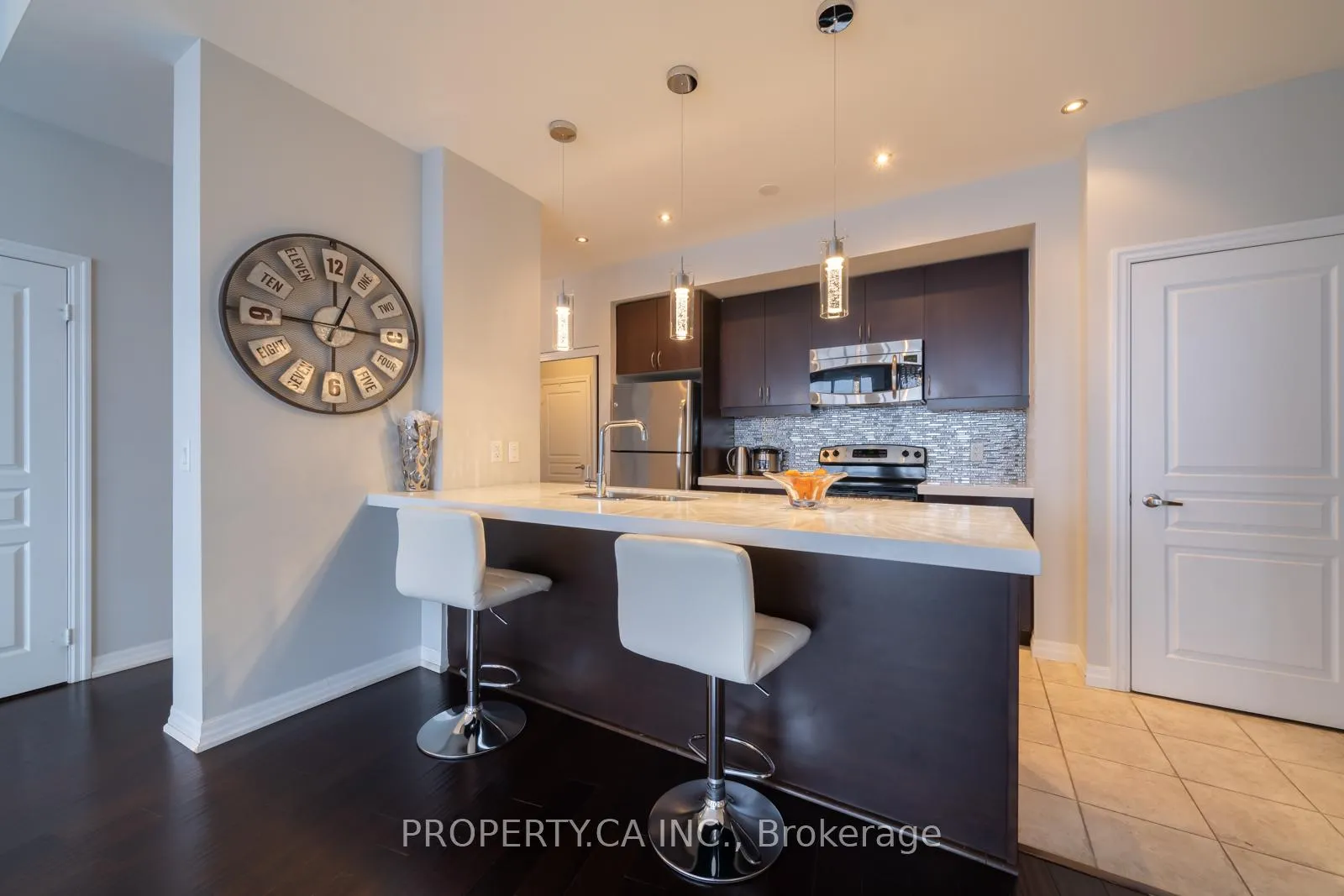 Photo 4 of Unit PH3504, 223 Webb Drive, Mississauga, City Centre — HOMEH