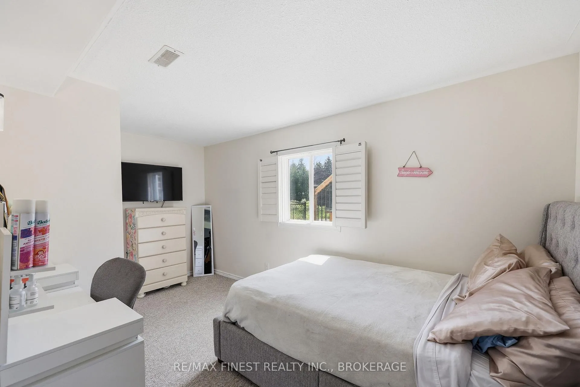 Photo 17 of 1246 Millhaven Road, Loyalist, Lennox and Addington - South — HOMEH