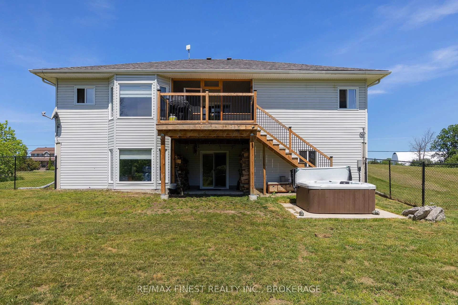 Photo 23 of 1246 Millhaven Road, Loyalist, Lennox and Addington - South — HOMEH