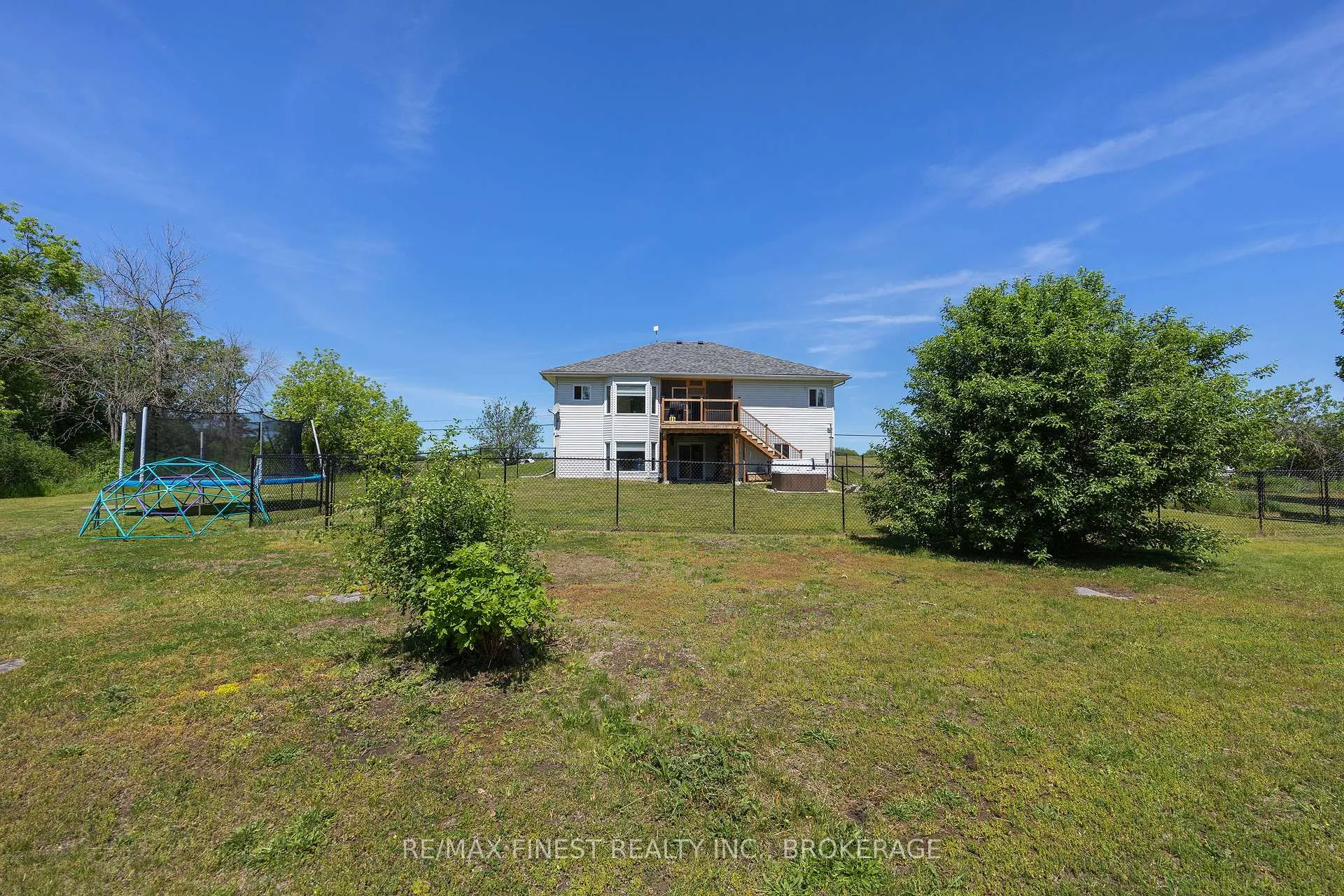 Photo 25 of 1246 Millhaven Road, Loyalist, Lennox and Addington - South — HOMEH