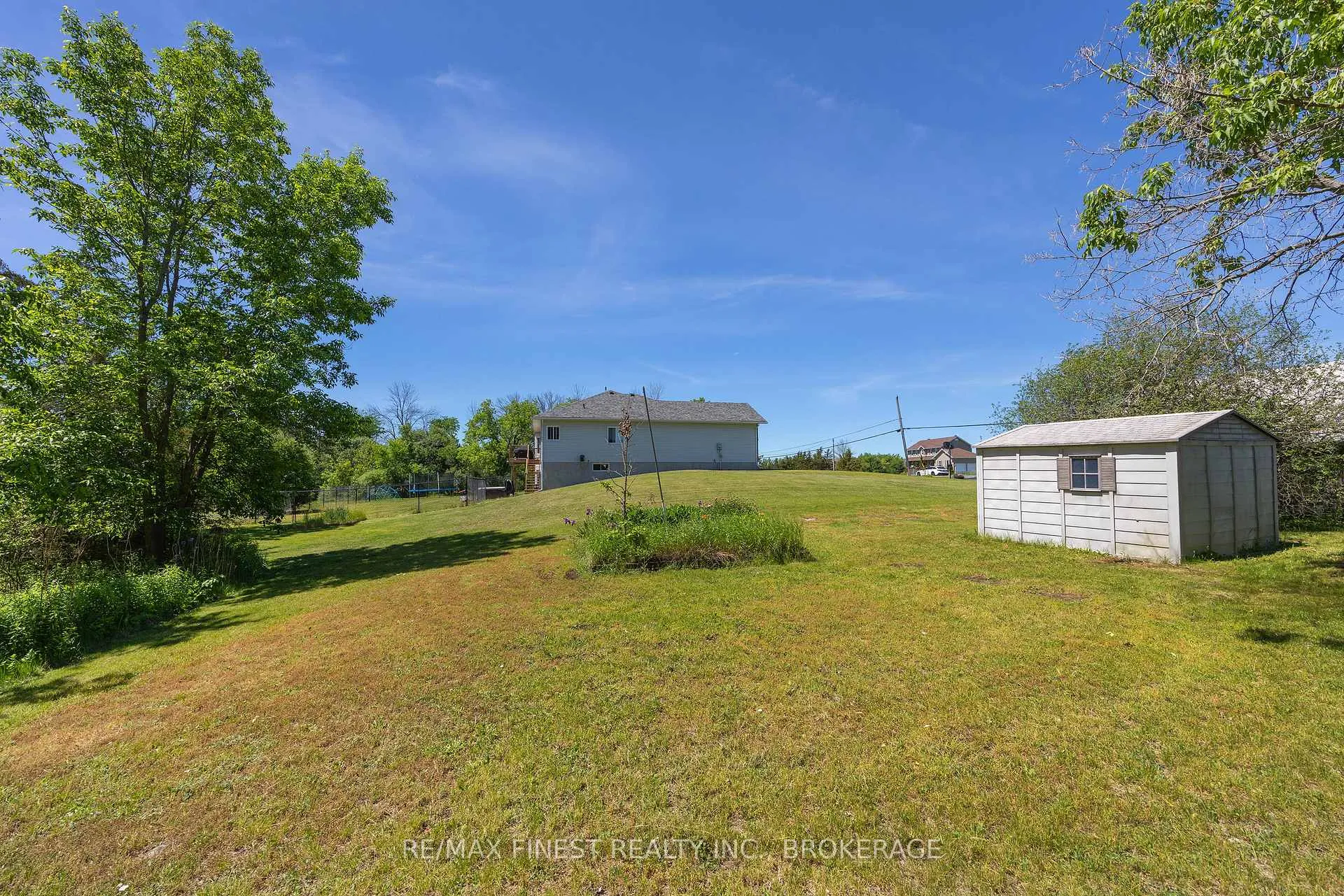 Photo 26 of 1246 Millhaven Road, Loyalist, Lennox and Addington - South — HOMEH
