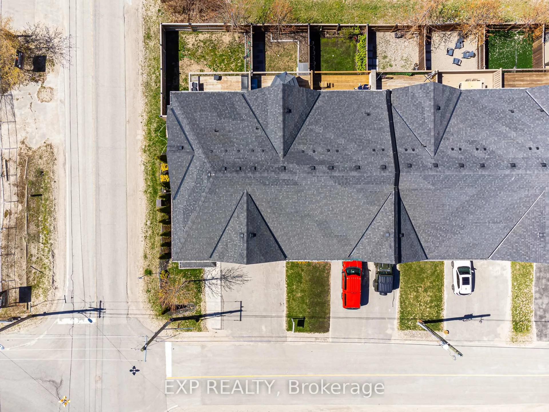 Photo 4 of 22 18th Street N, Wasaga Beach — HOMEH