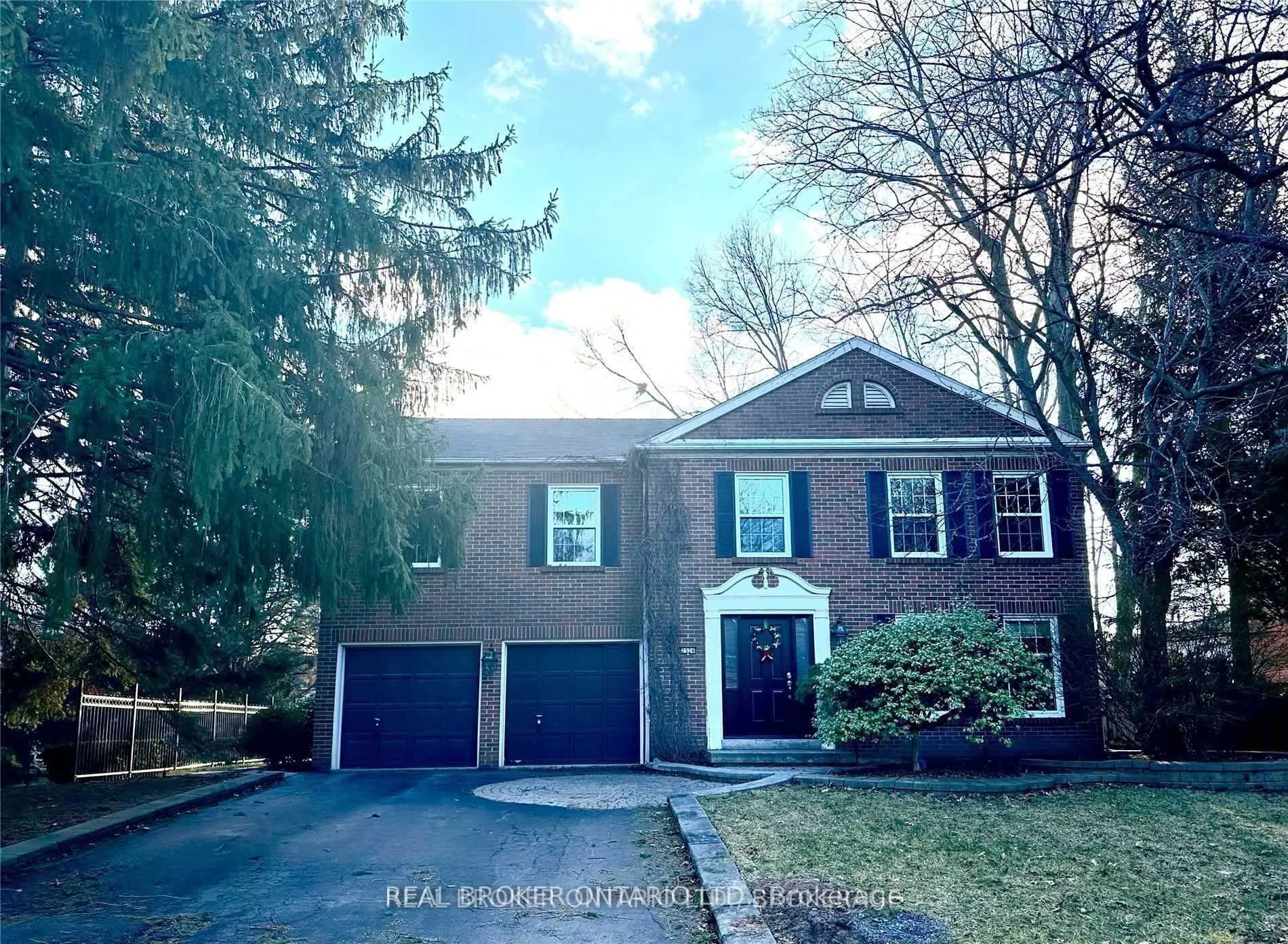 Photo 1 of 2524 King Richards Place, Mississauga, Sheridan — HOMEH