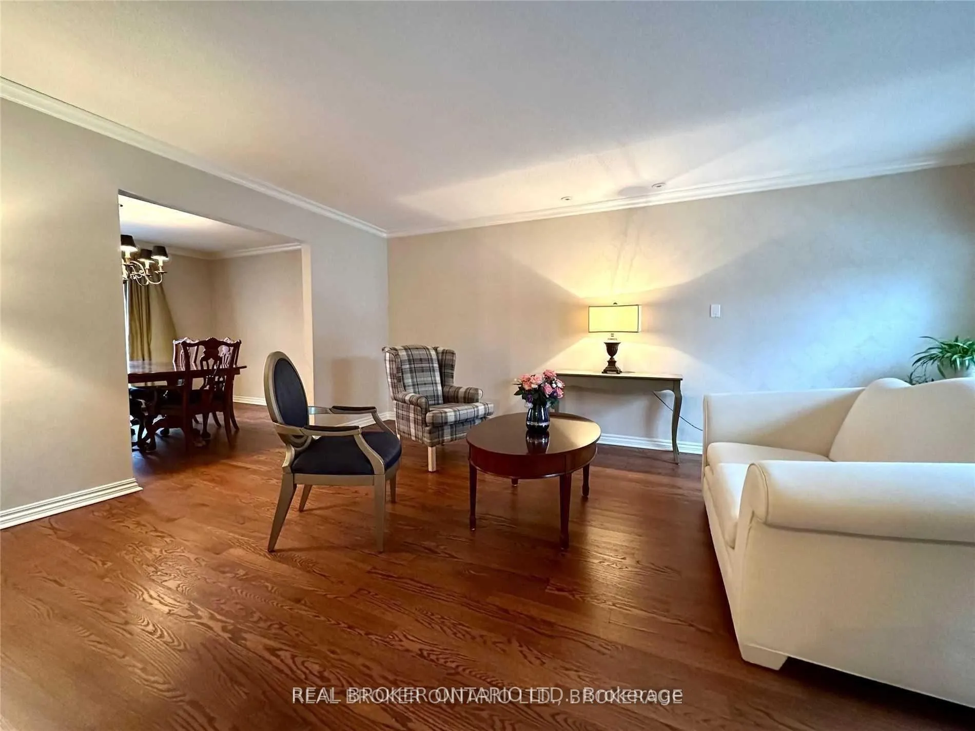 Photo 3 of 2524 King Richards Place, Mississauga, Sheridan — HOMEH
