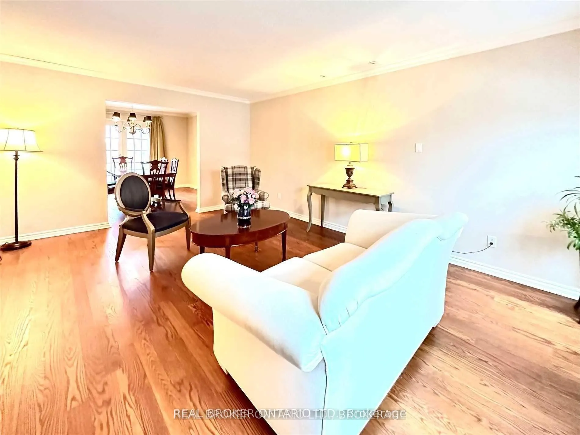 Photo 5 of 2524 King Richards Place, Mississauga, Sheridan — HOMEH