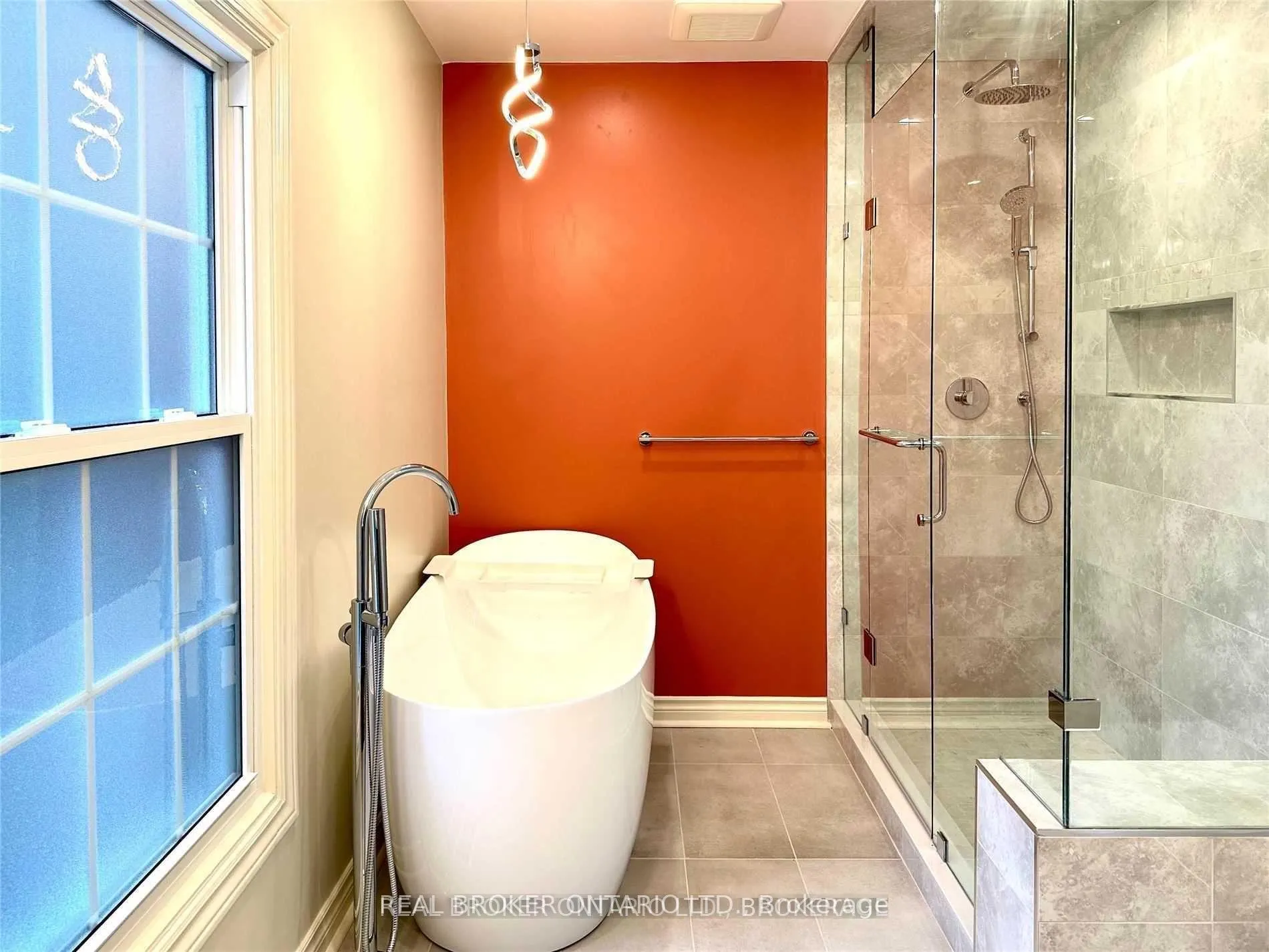 Photo 15 of 2524 King Richards Place, Mississauga, Sheridan — HOMEH