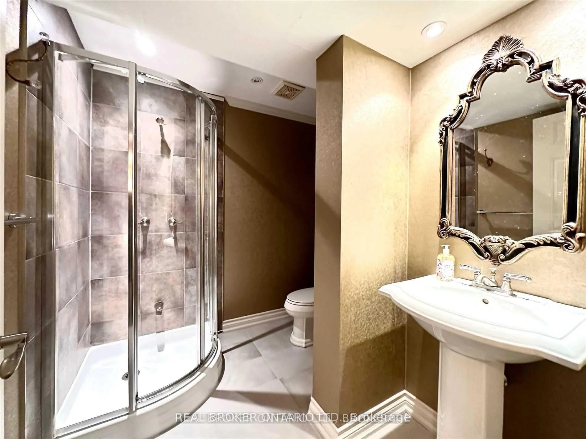 Photo 26 of 2524 King Richards Place, Mississauga, Sheridan — HOMEH