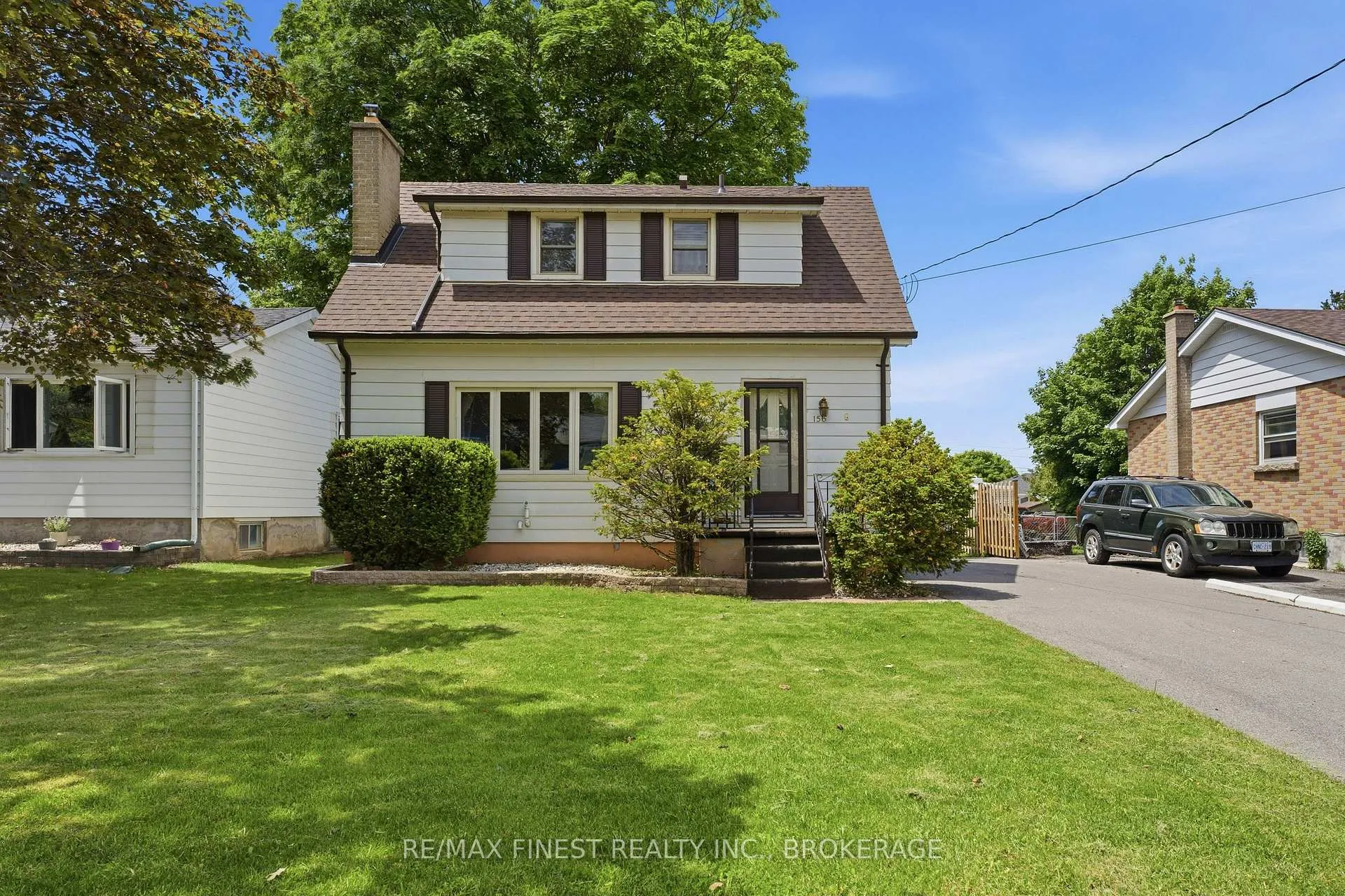Photo 2 of 156 Florence Street, Kingston, West of Sir John A. Blvd — HOMEH