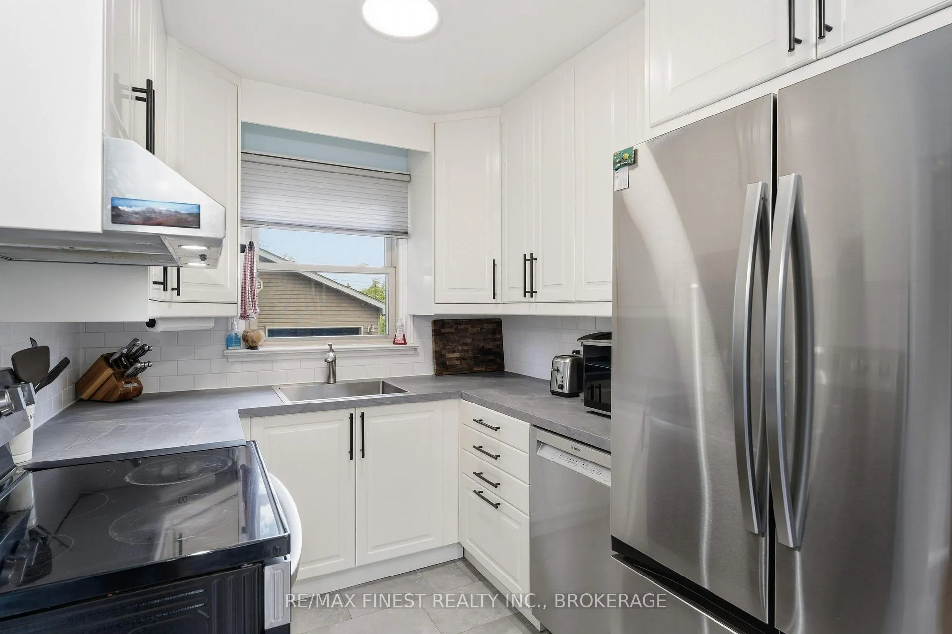Photo 8 of 156 Florence Street, Kingston, West of Sir John A. Blvd — HOMEH