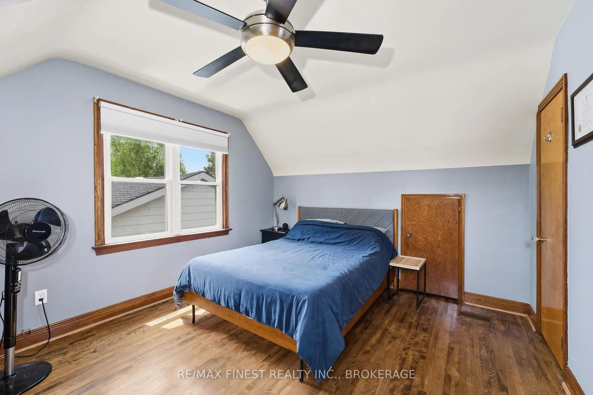Photo 18 of 156 Florence Street, Kingston, West of Sir John A. Blvd — HOMEH