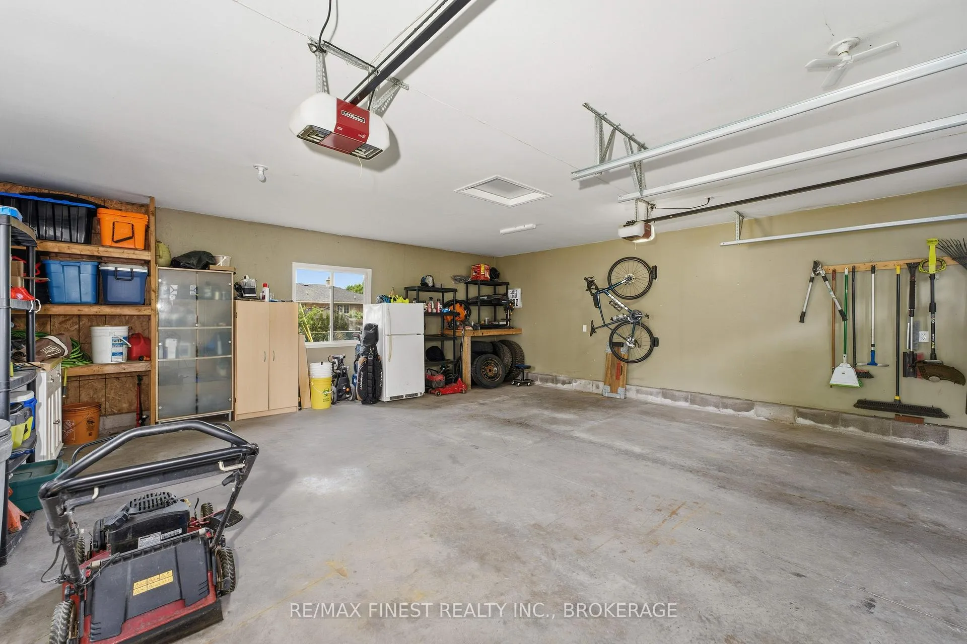 Photo 35 of 156 Florence Street, Kingston, West of Sir John A. Blvd — HOMEH