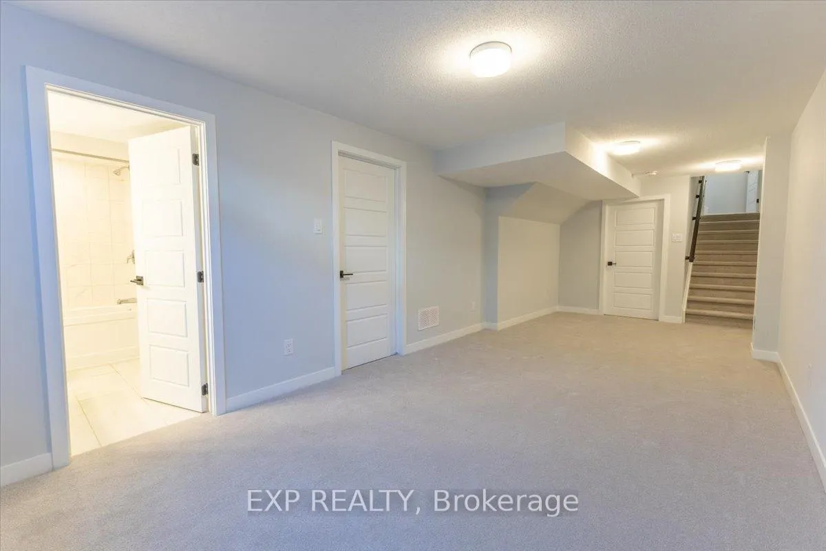 Photo 36 of 297 Billrian Crescent, Ottawa, Stittsville (North) — HOMEH