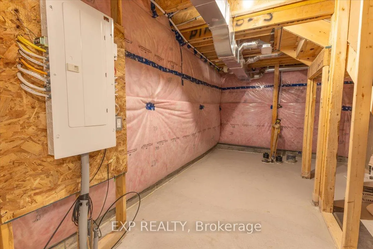 Photo 39 of 297 Billrian Crescent, Ottawa, Stittsville (North) — HOMEH