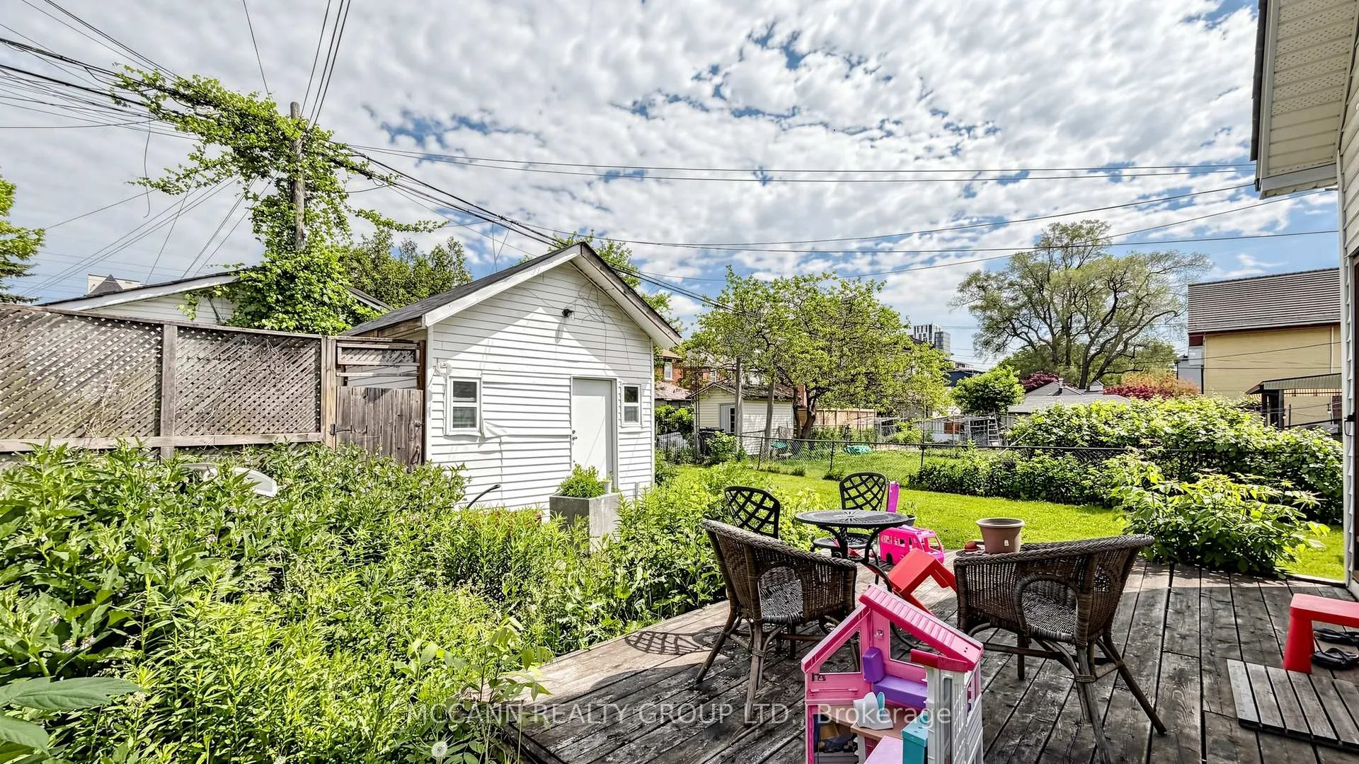 Photo 23 of 384 Whitmore Avenue, North York, Briar Hill-Belgravia — HOMEH