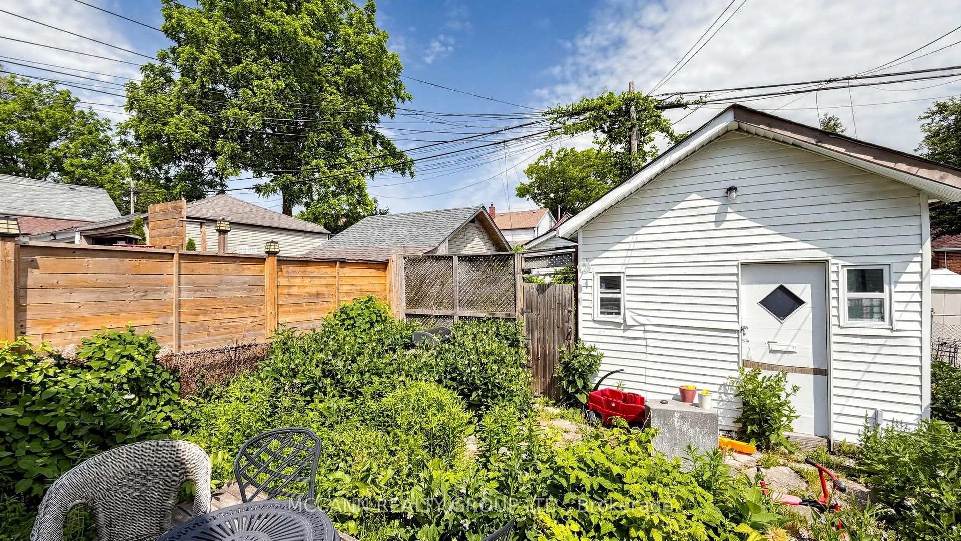 Photo 24 of 384 Whitmore Avenue, North York, Briar Hill-Belgravia — HOMEH