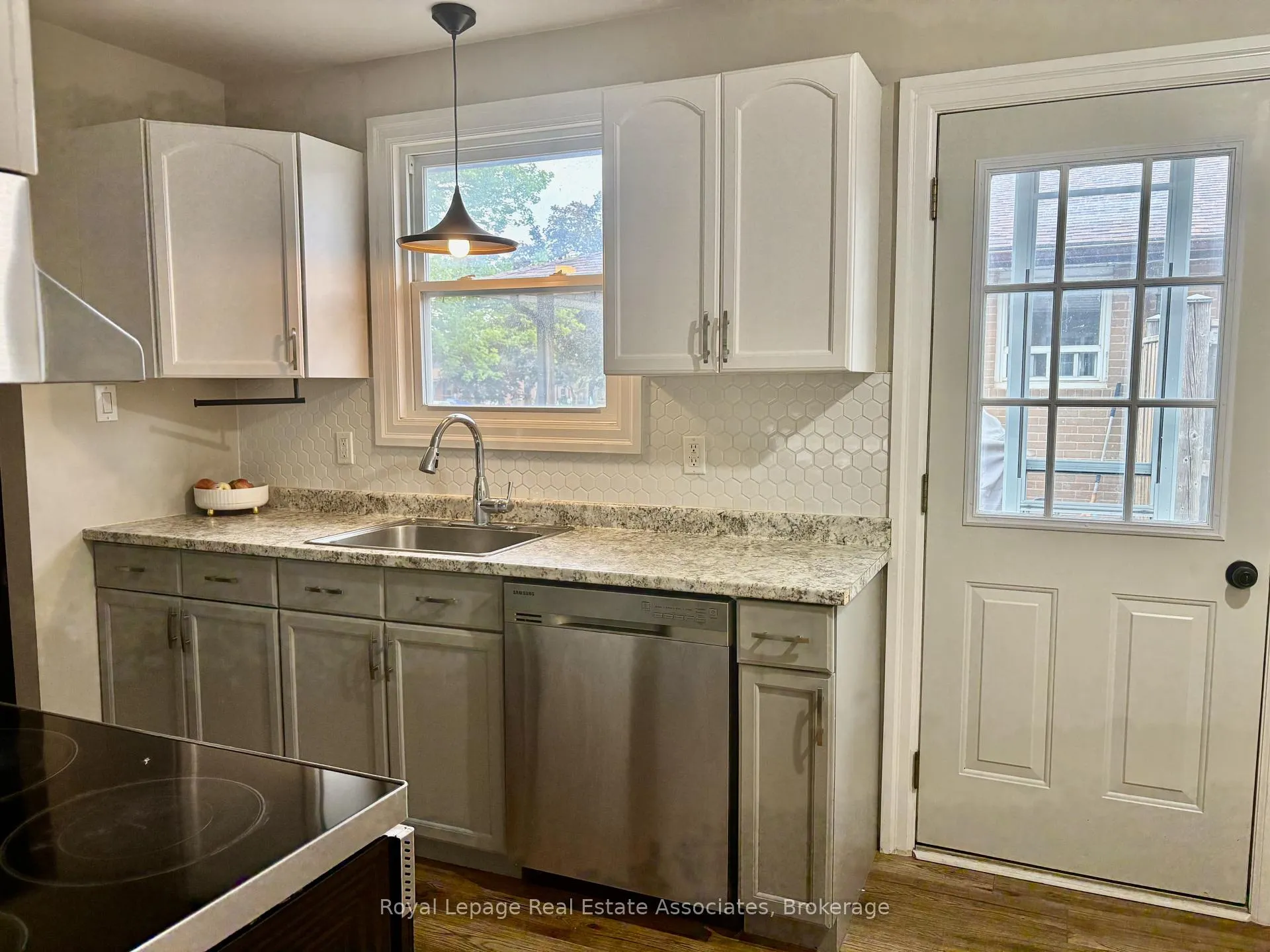 Photo 4 of 229 Simon Street, Shelburne — HOMEH