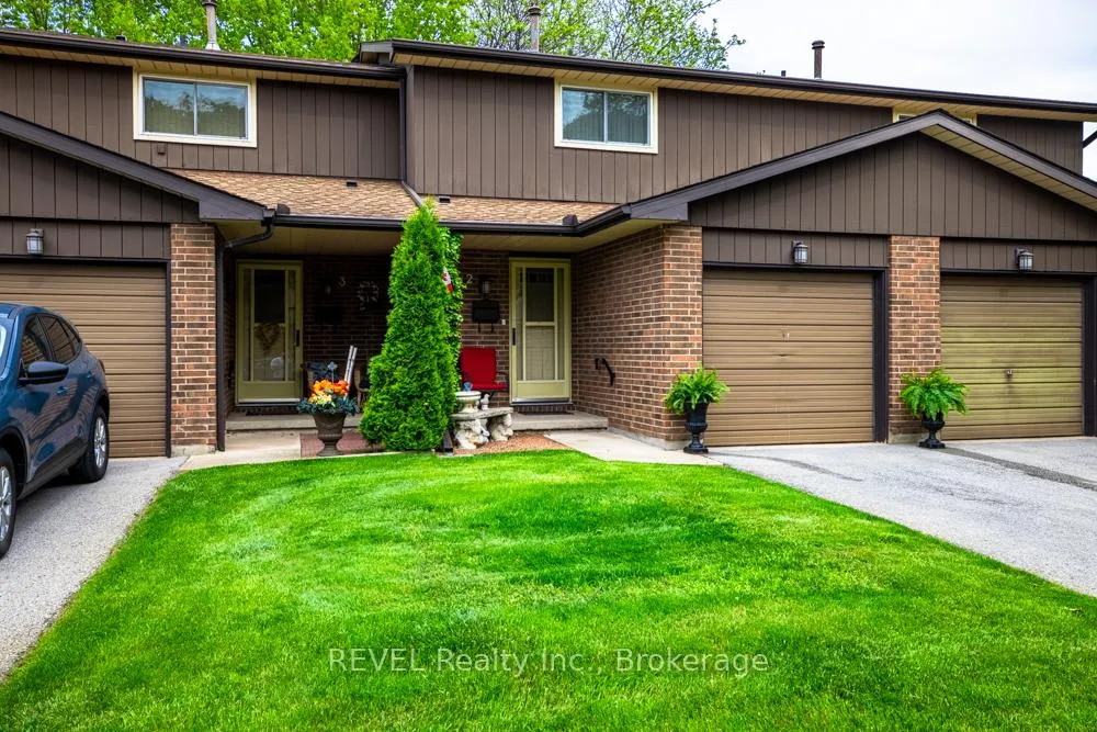 Photo 1 of Unit 2, 64 Forster Street, St. Catharines, Vine/Linwell — HOMEH