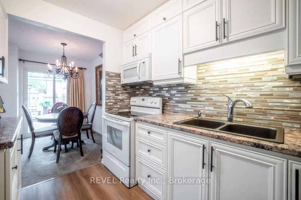 Photo 7 of Unit 2, 64 Forster Street, St. Catharines, Vine/Linwell — HOMEH