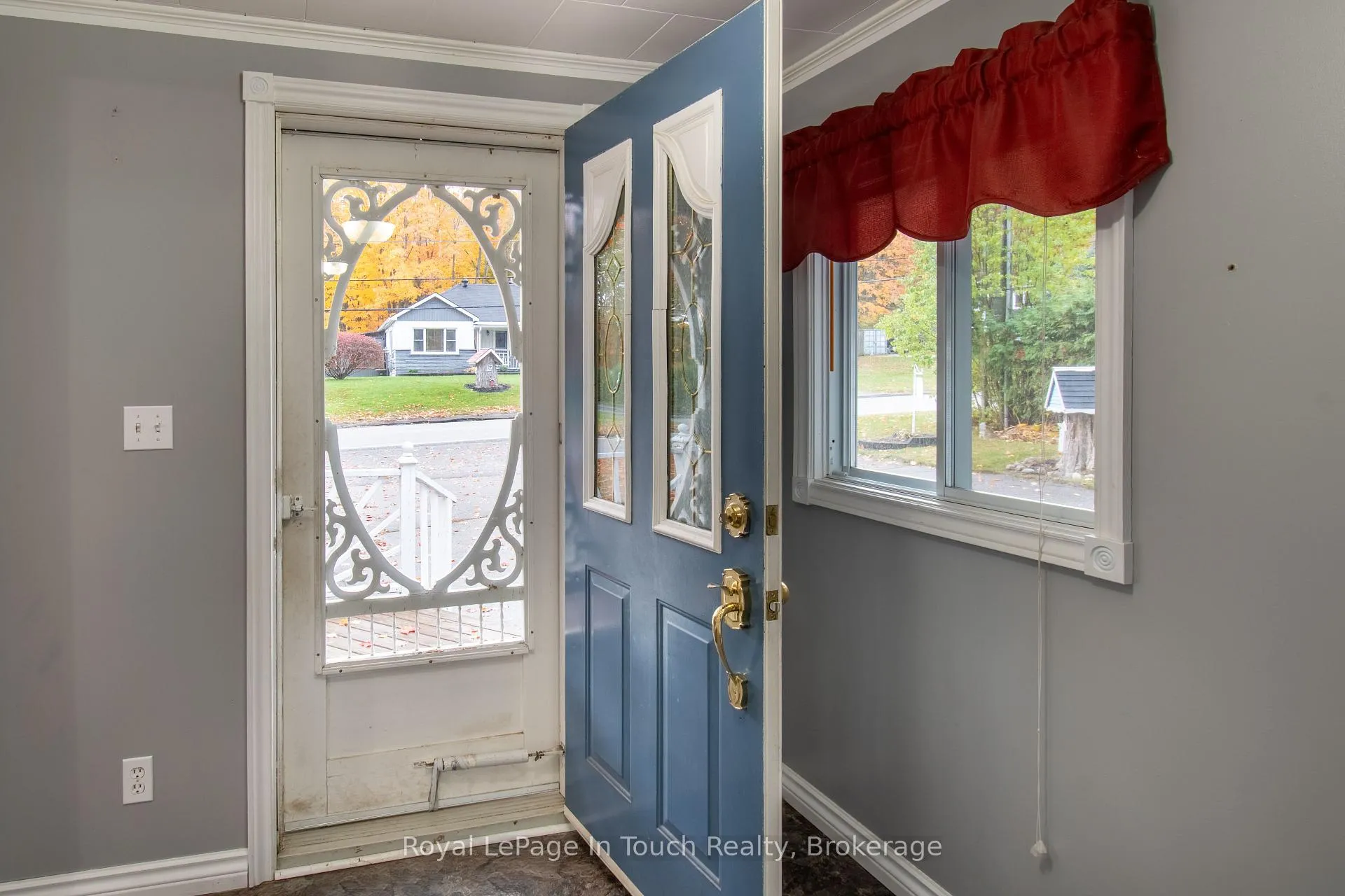 Photo 8 of 748 Overhead bridge Road, Penetanguishene — HOMEH