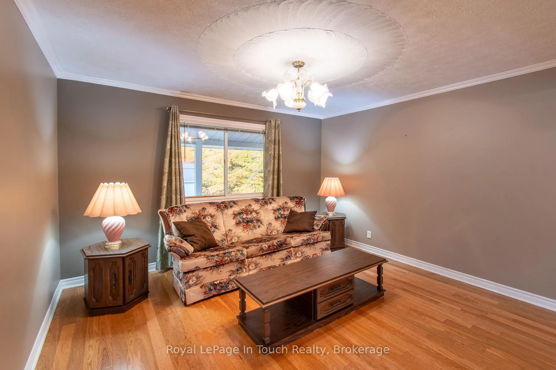 Photo 20 of 748 Overhead bridge Road, Penetanguishene — HOMEH