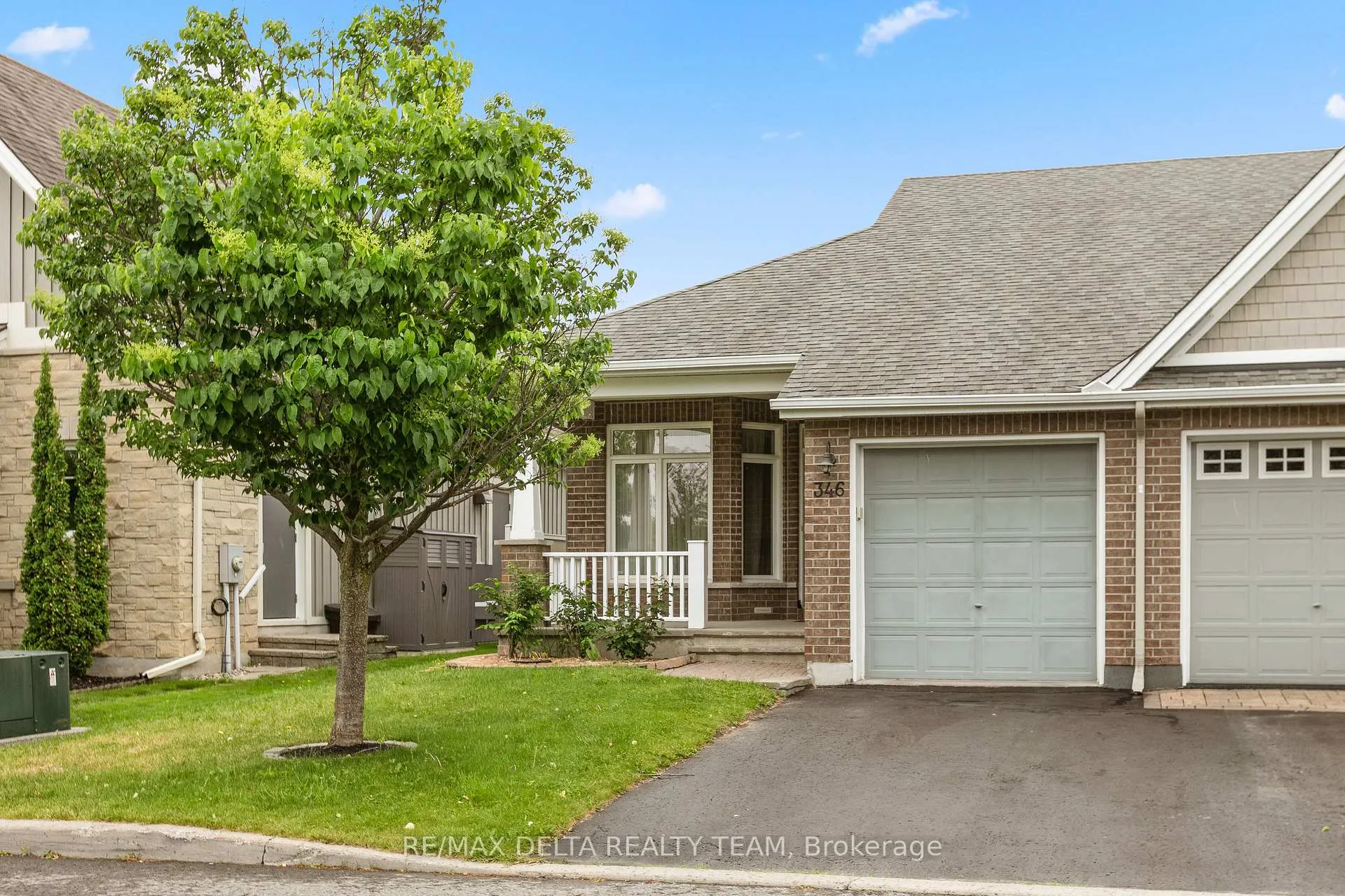 Photo 2 of 346 Farincourt Crescent, Ottawa, Avalon West — HOMEH