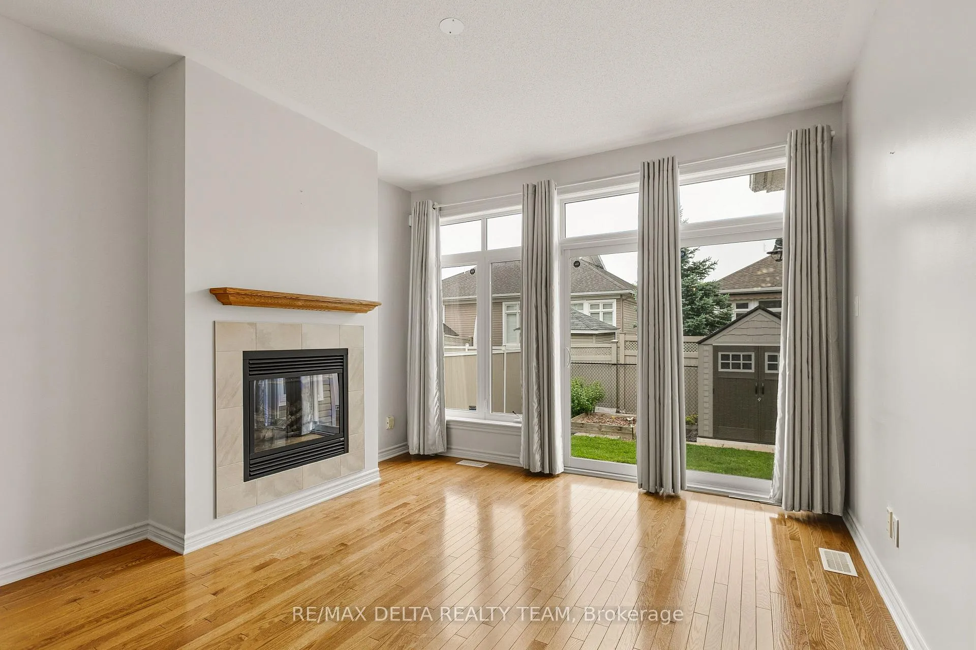 Photo 11 of 346 Farincourt Crescent, Ottawa, Avalon West — HOMEH