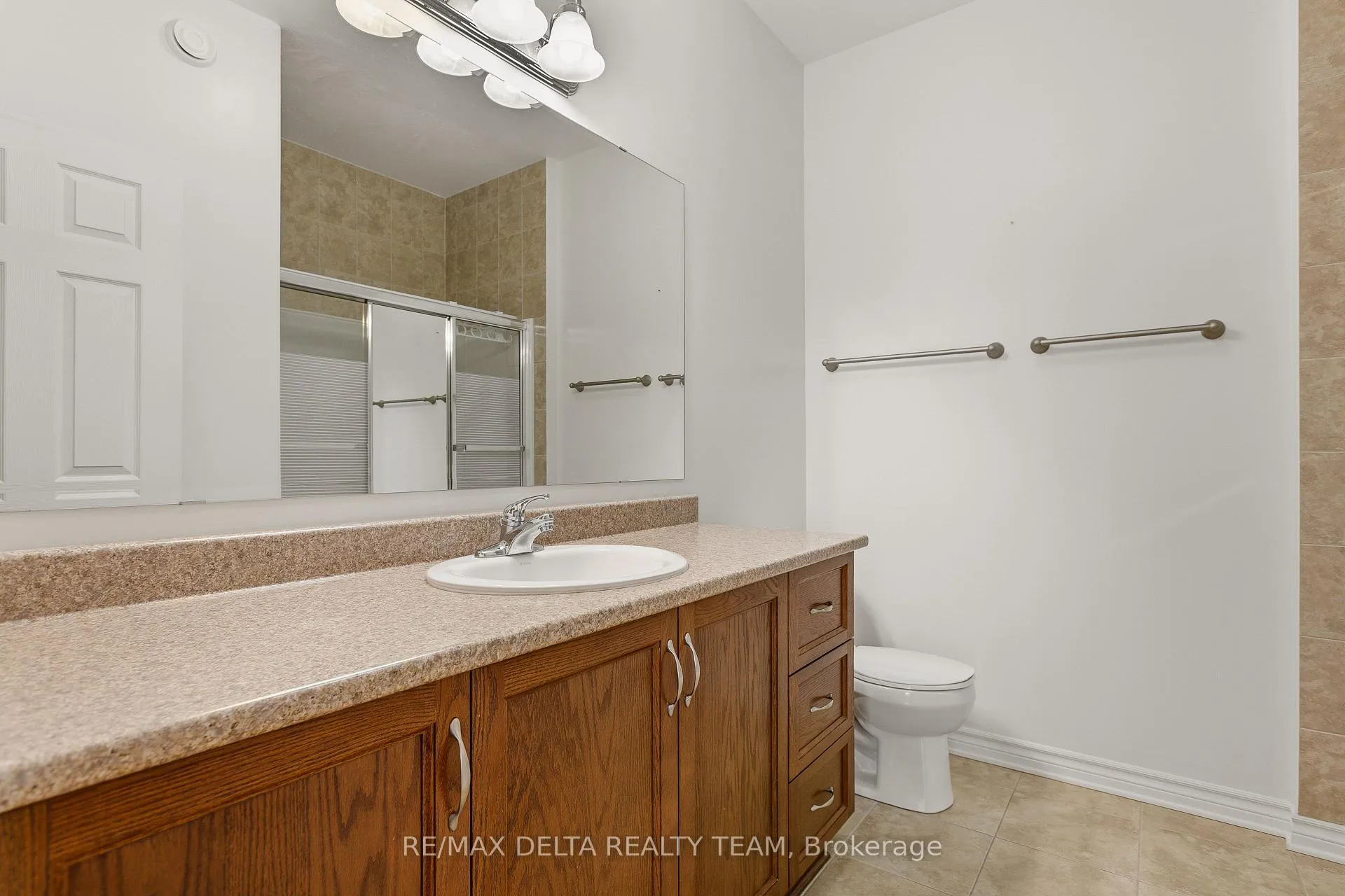 Photo 15 of 346 Farincourt Crescent, Ottawa, Avalon West — HOMEH