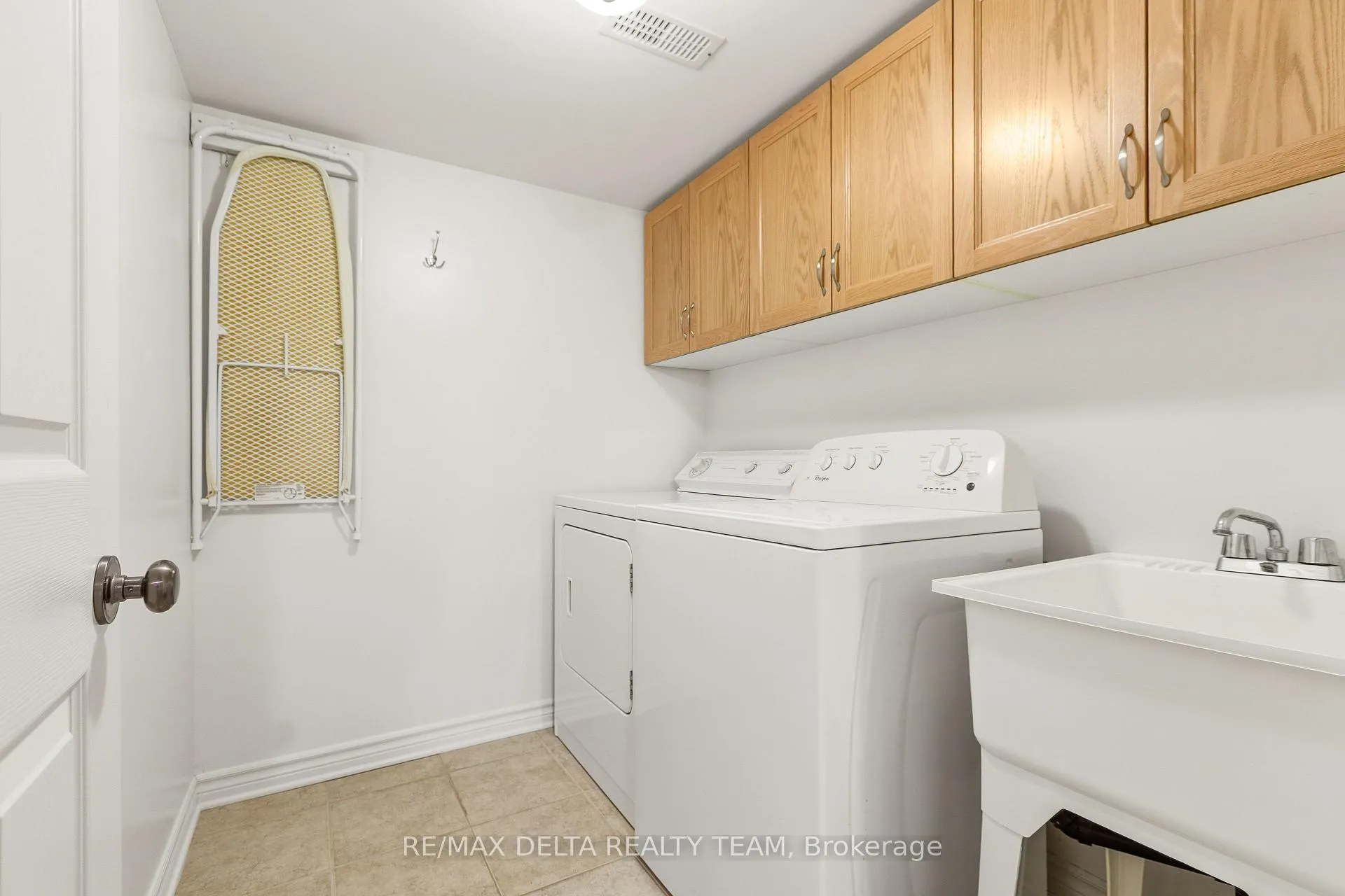 Photo 24 of 346 Farincourt Crescent, Ottawa, Avalon West — HOMEH