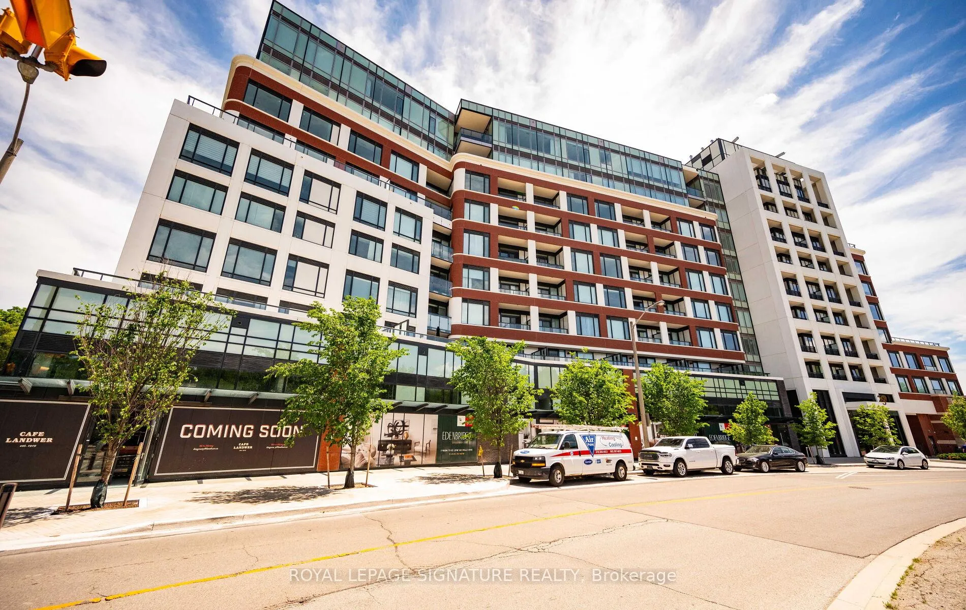 Photo 2 of Unit 309, 259 The Kingsway, Etobicoke, Edenbridge-Humber Valley — HOMEH