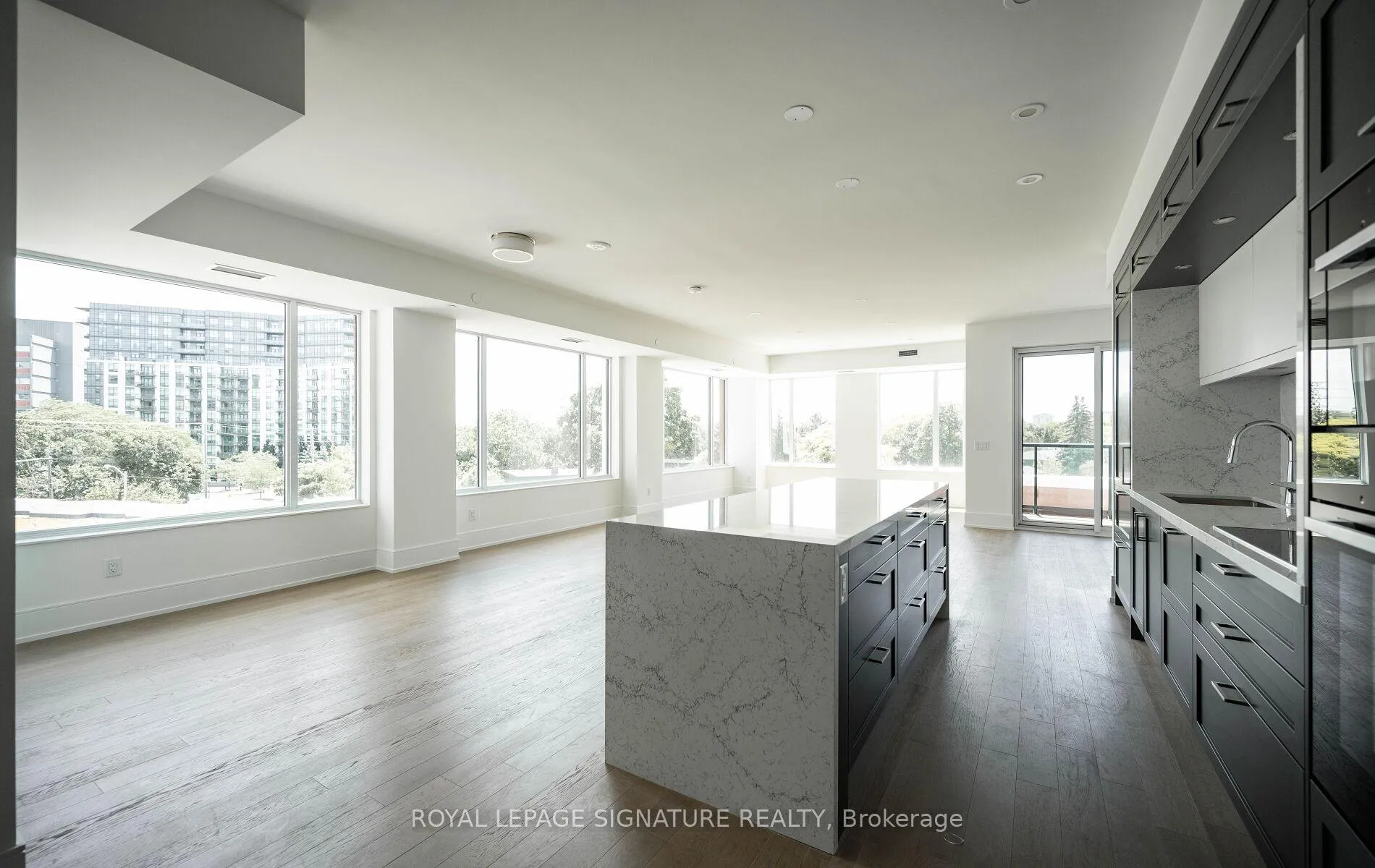 Photo 7 of Unit 309, 259 The Kingsway, Etobicoke, Edenbridge-Humber Valley — HOMEH